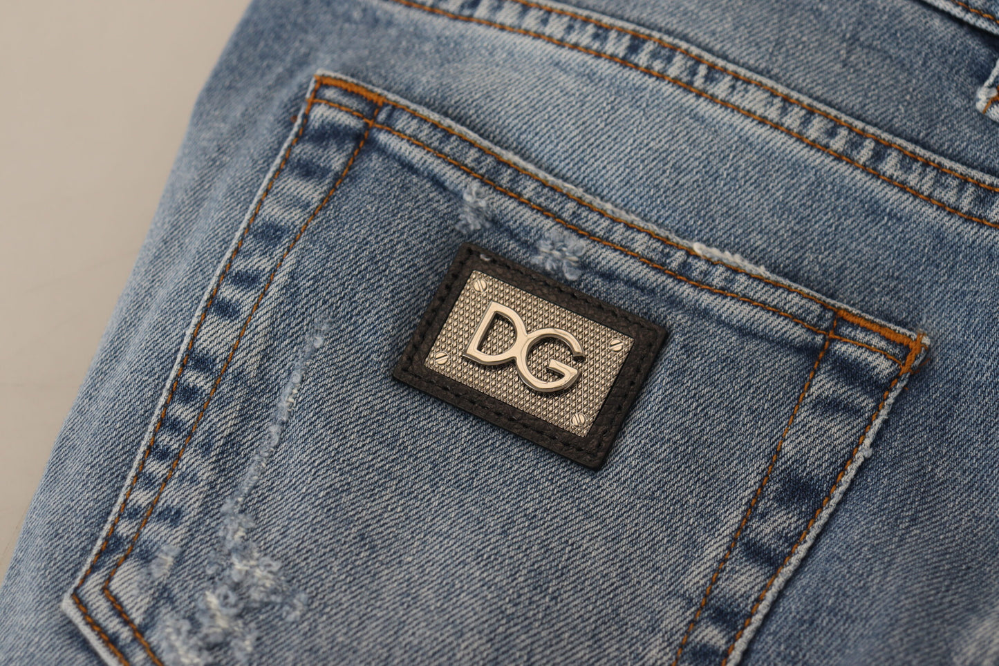 Chic Skinny Jeans in Luxe Blue