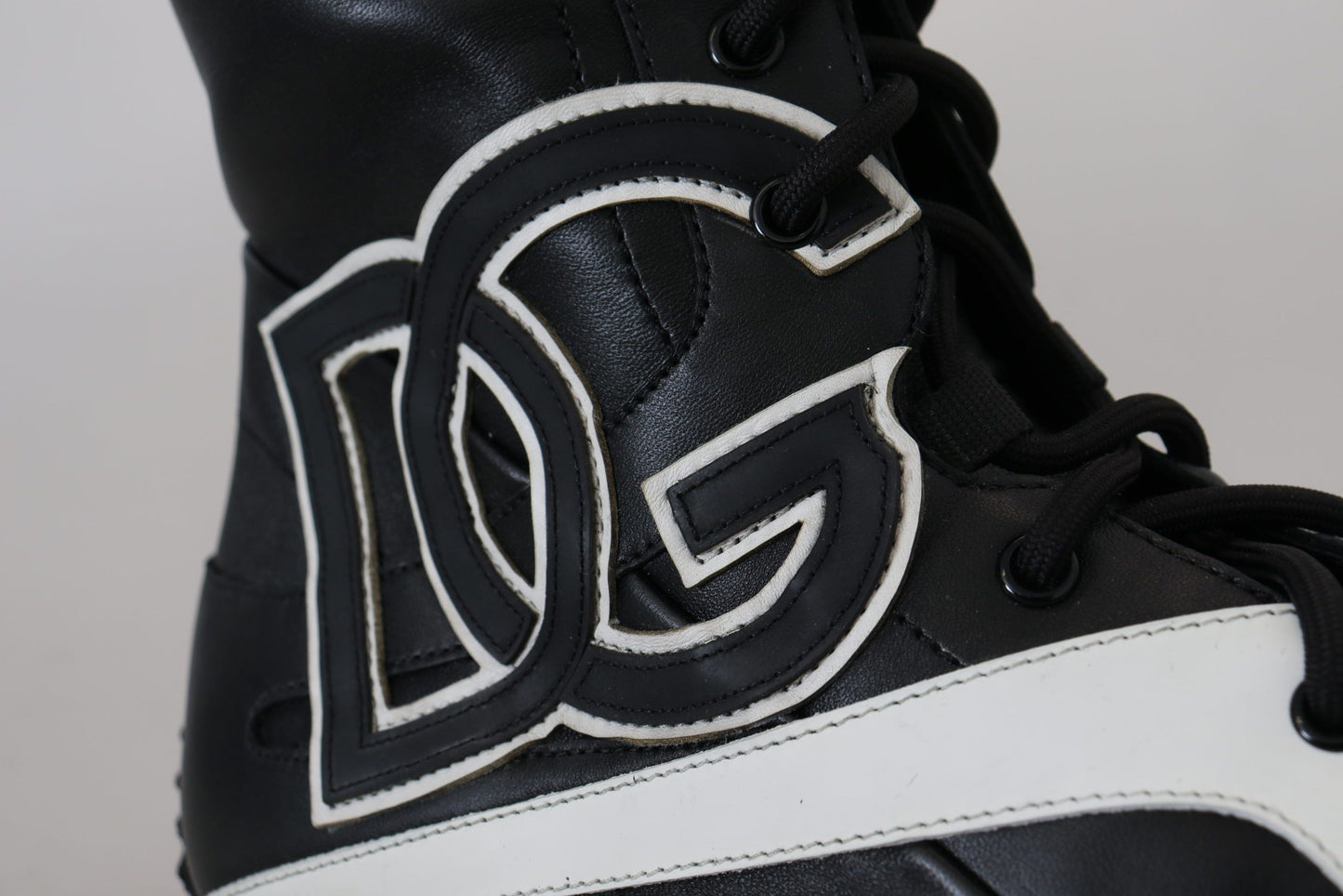 Elegant Black Leather High-Top Sneakers