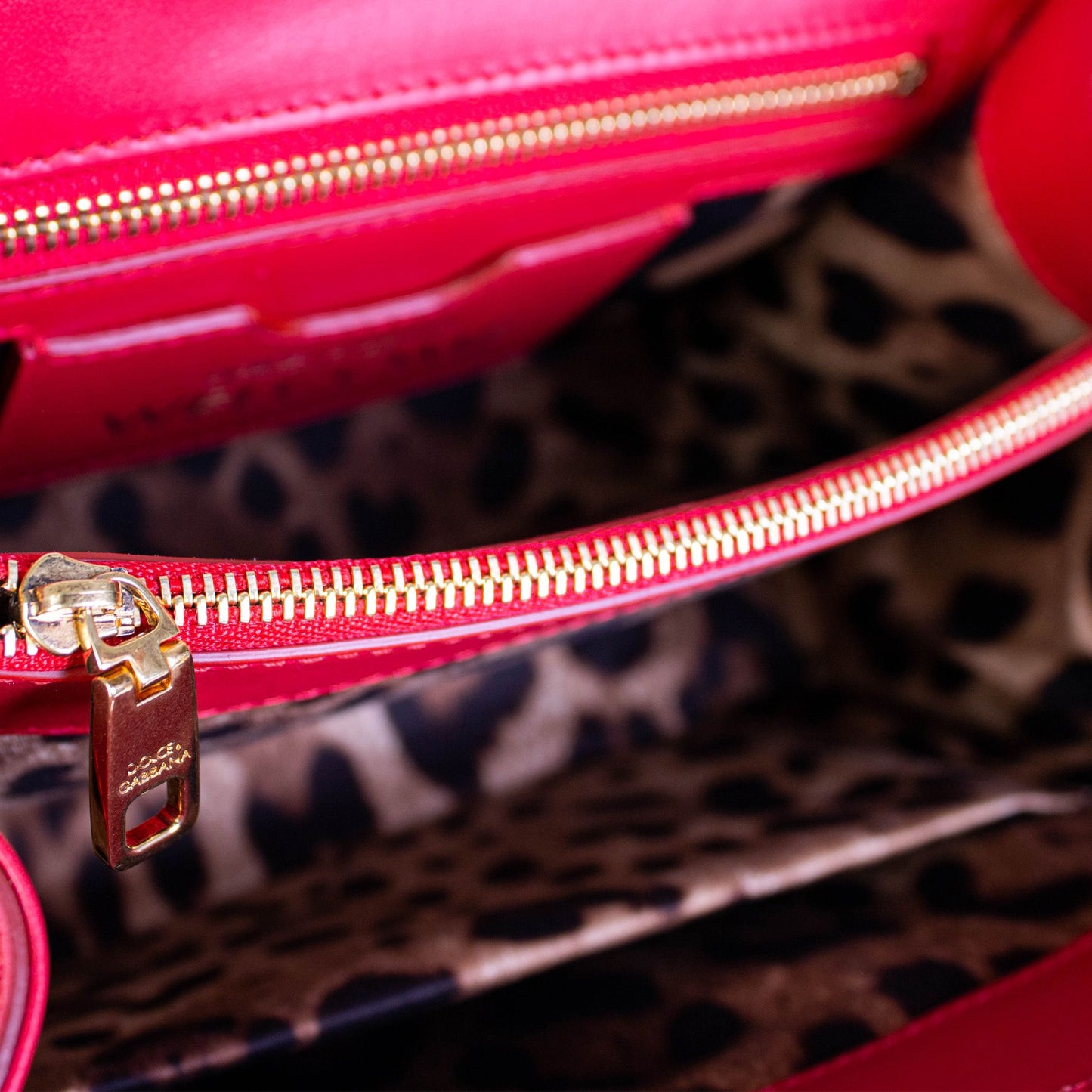 Chic Red Leather Welcome Handbag