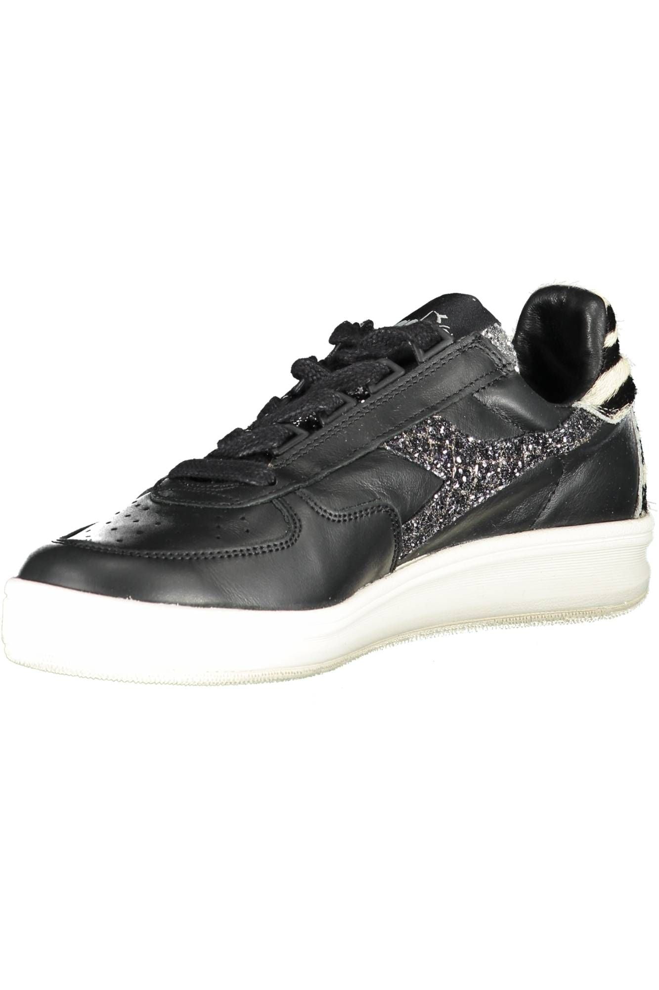 Chic Contrasting Lace-up Trainers