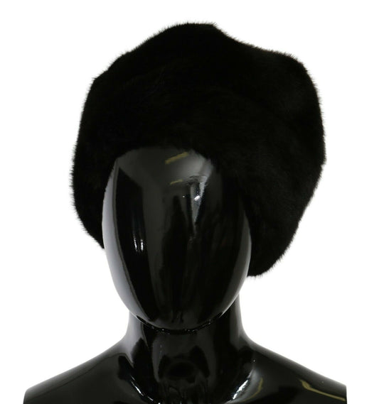 Elegant Black Beanie Hat for Sophisticated Style