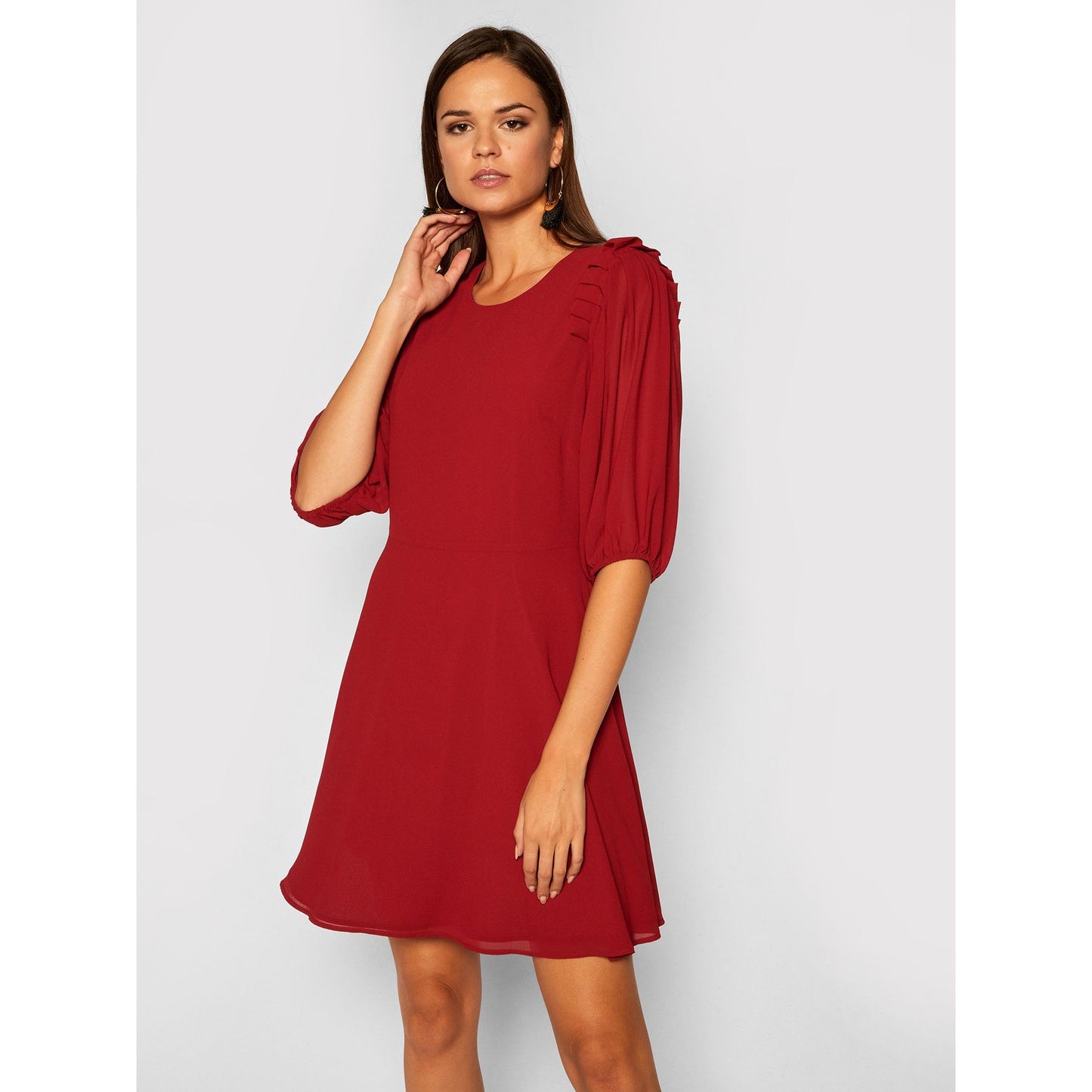 Radiant Red Tulle Knee-Length Evening Dress