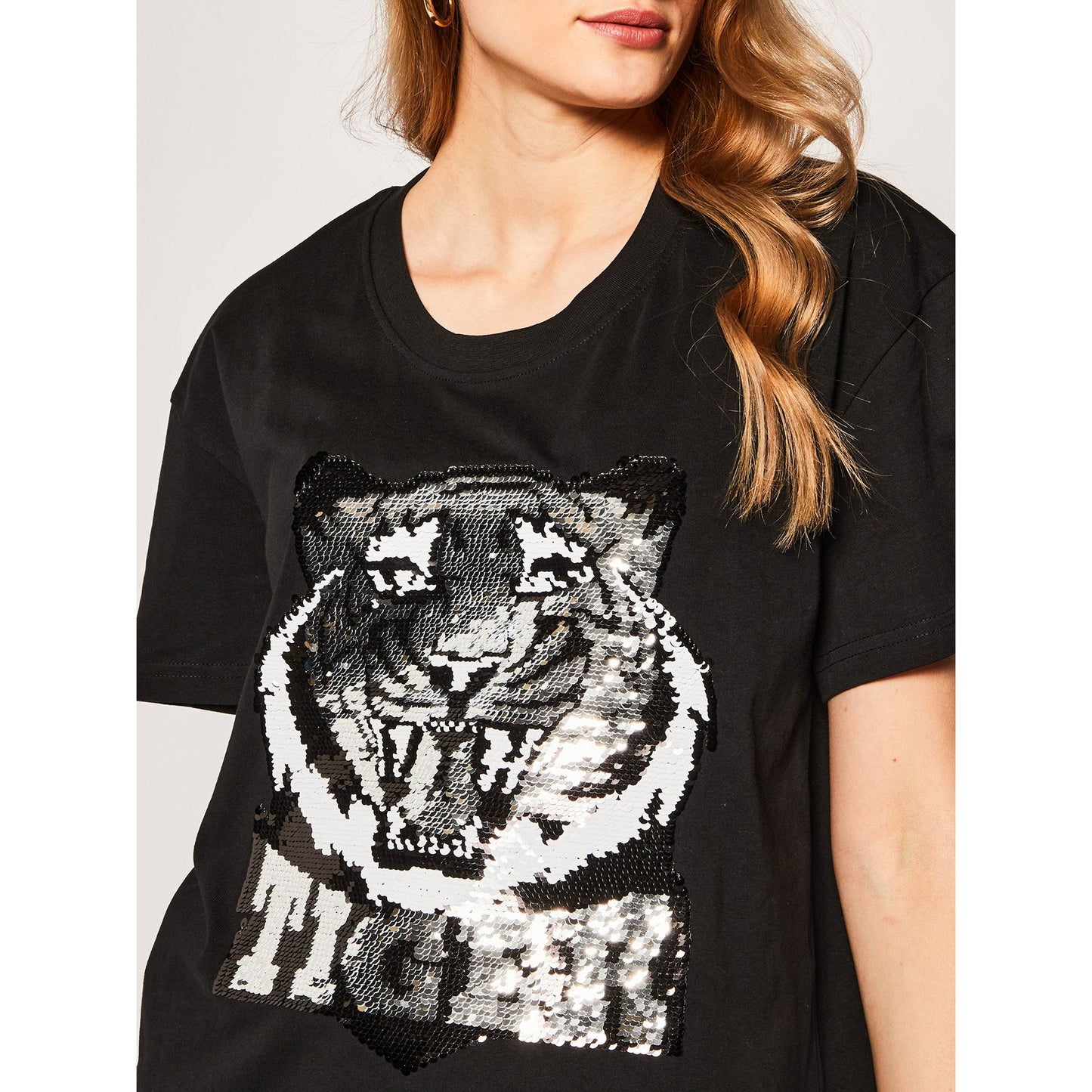 Elegant Black Bassimi T-Shirt