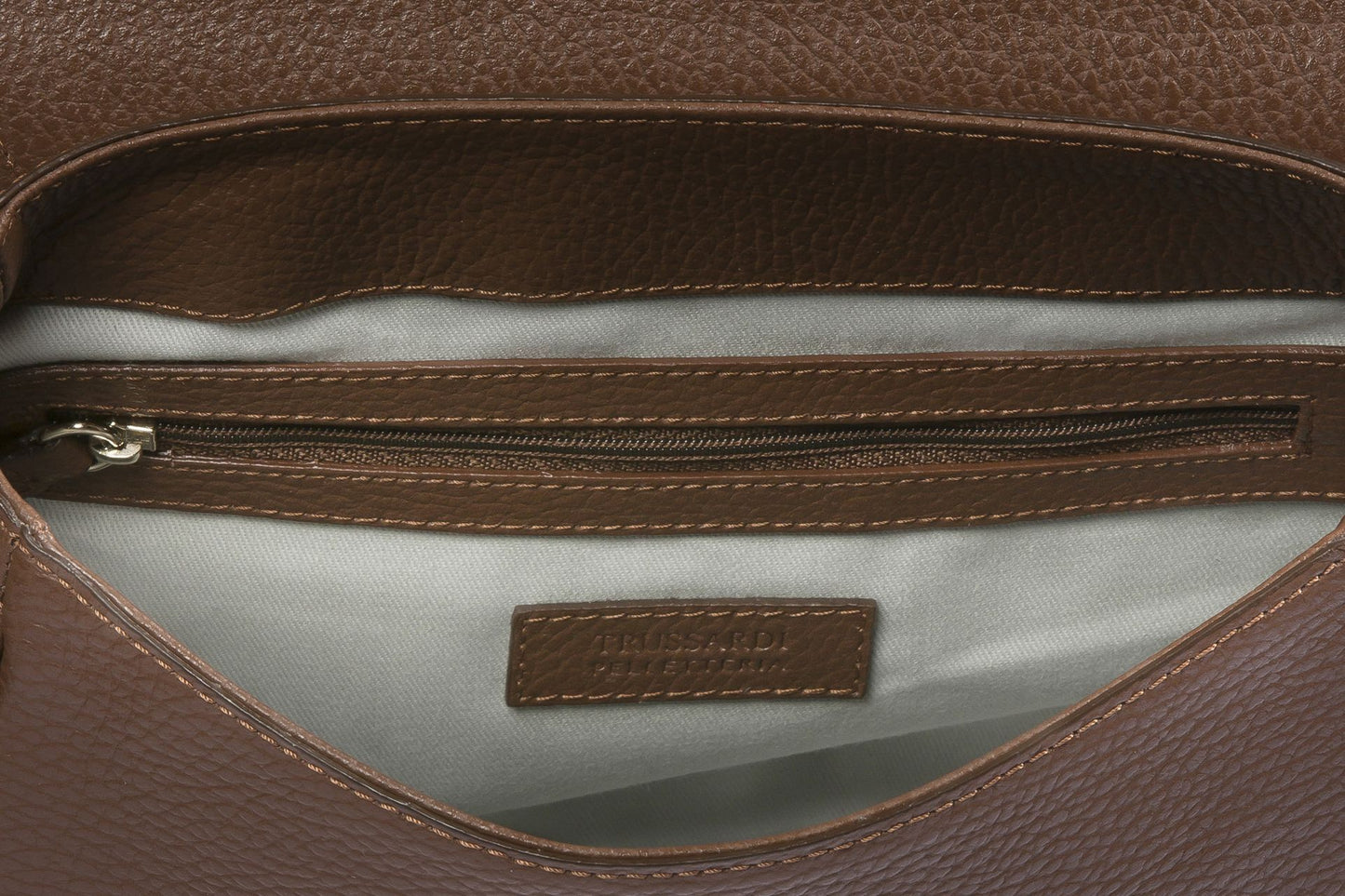 Elegant Embossed Leather Shoulder Bag