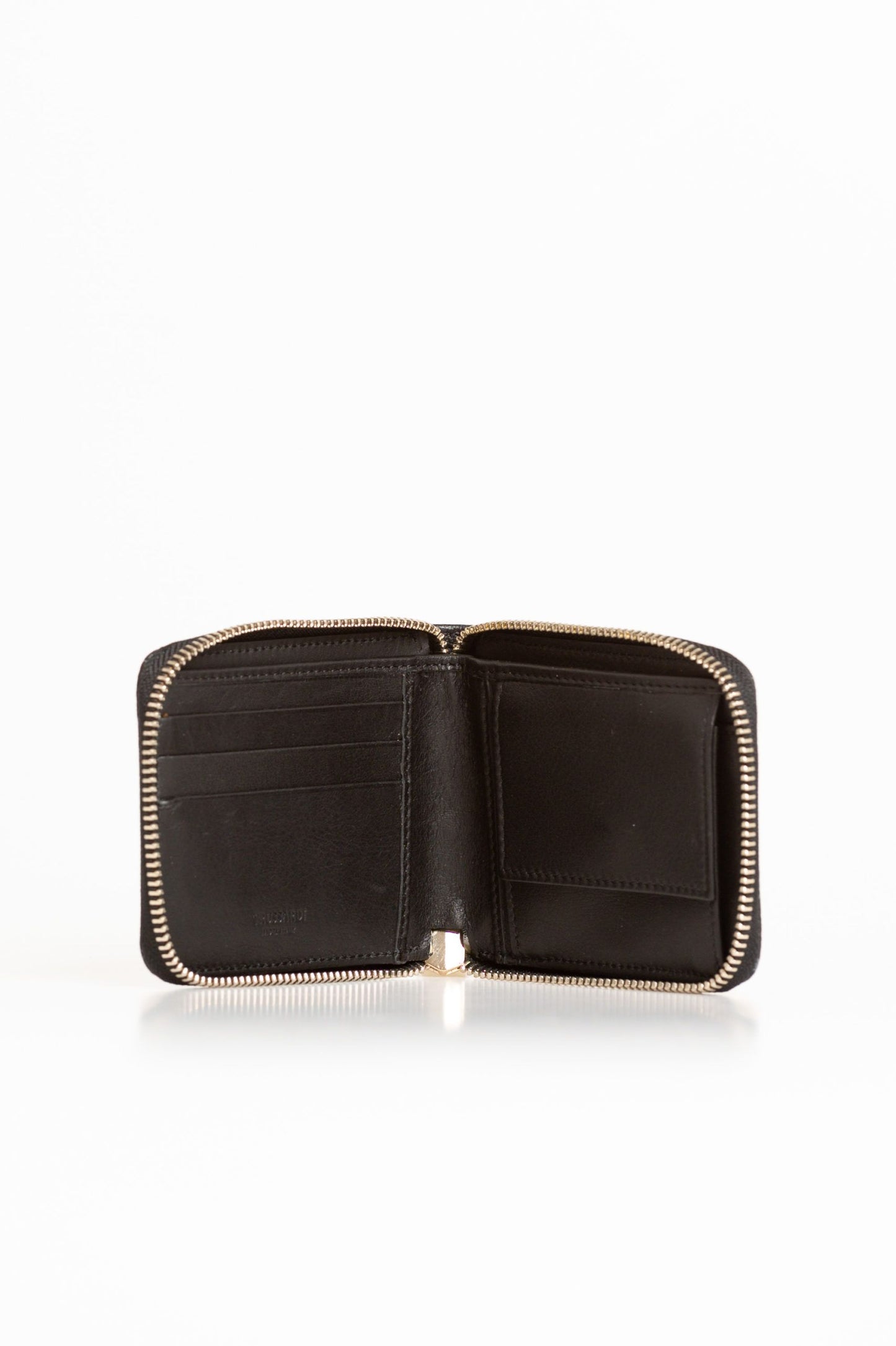 Retro Chic Leather Medium Wallet - Black