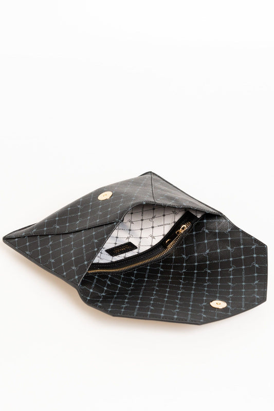 Elegant Monogram Clutch in Crespo Leather