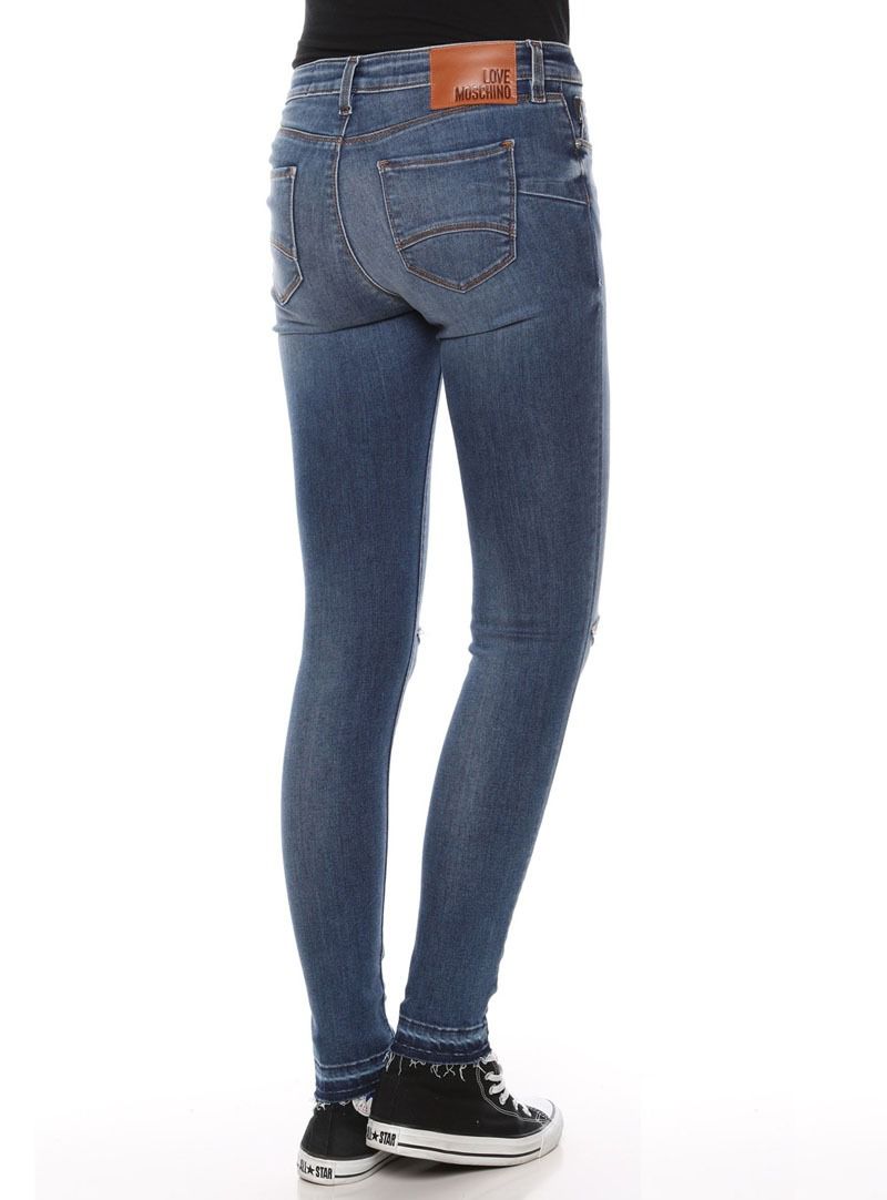 Chic Knee-Cut Skinny Blue Jeans for Women