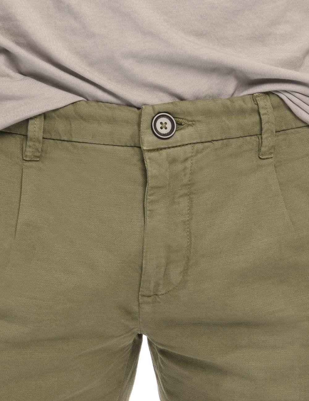 Chic Green Cotton-Linen Bermuda Shorts