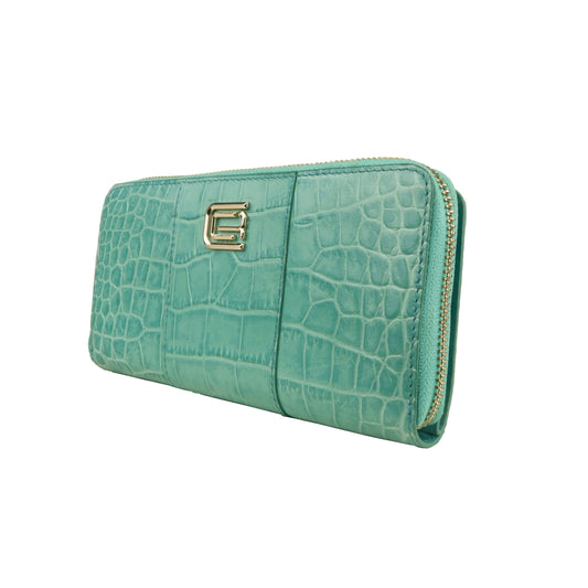 Elegant Turquoise Leather Wallet for the Sophisticated Shopper