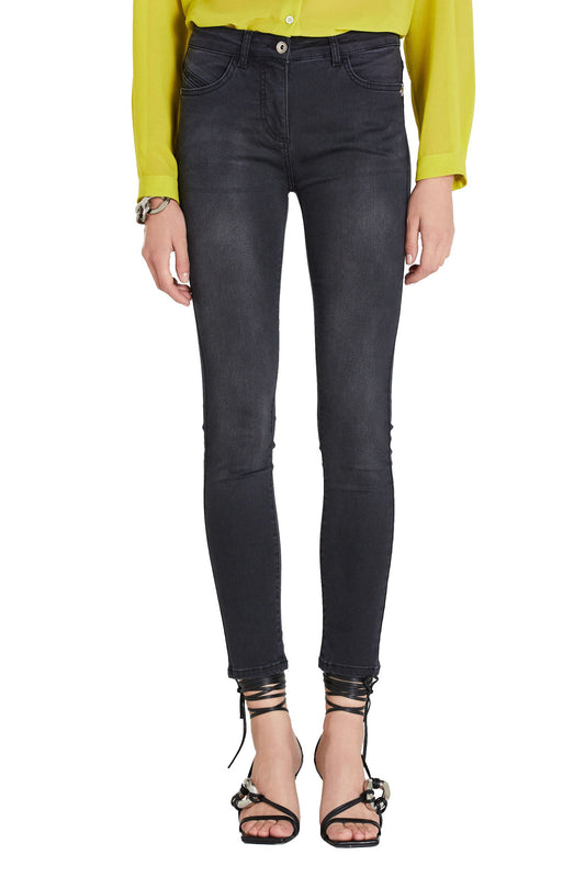 Sleek Cotton Blend Regular Jegging - Black