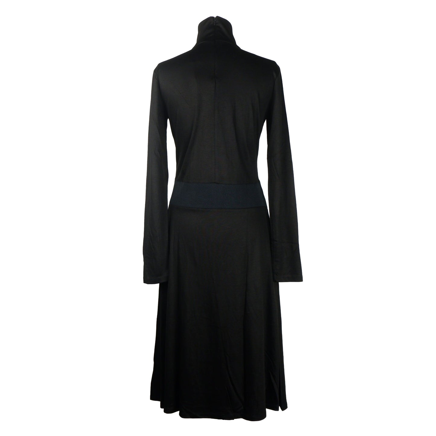 Elegant Long-Sleeved Dress with Ribbon Detail