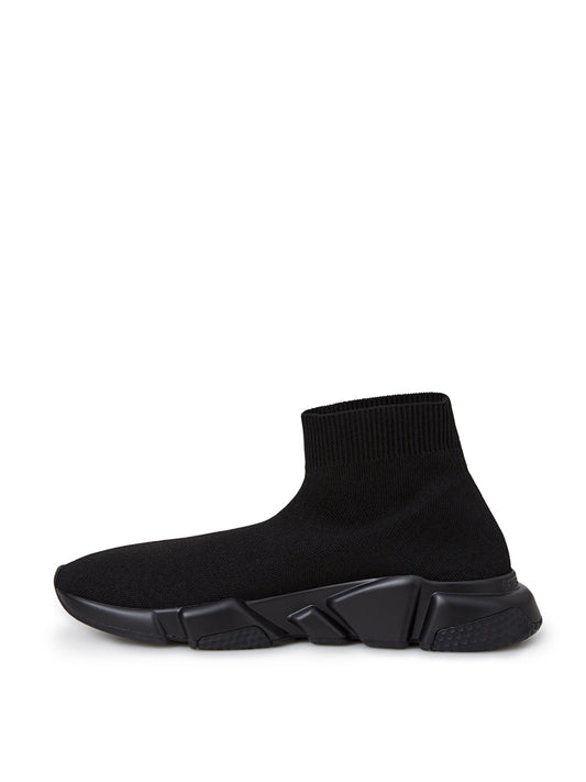 Elegant Black Speed Sneakers for Stylish Comfort