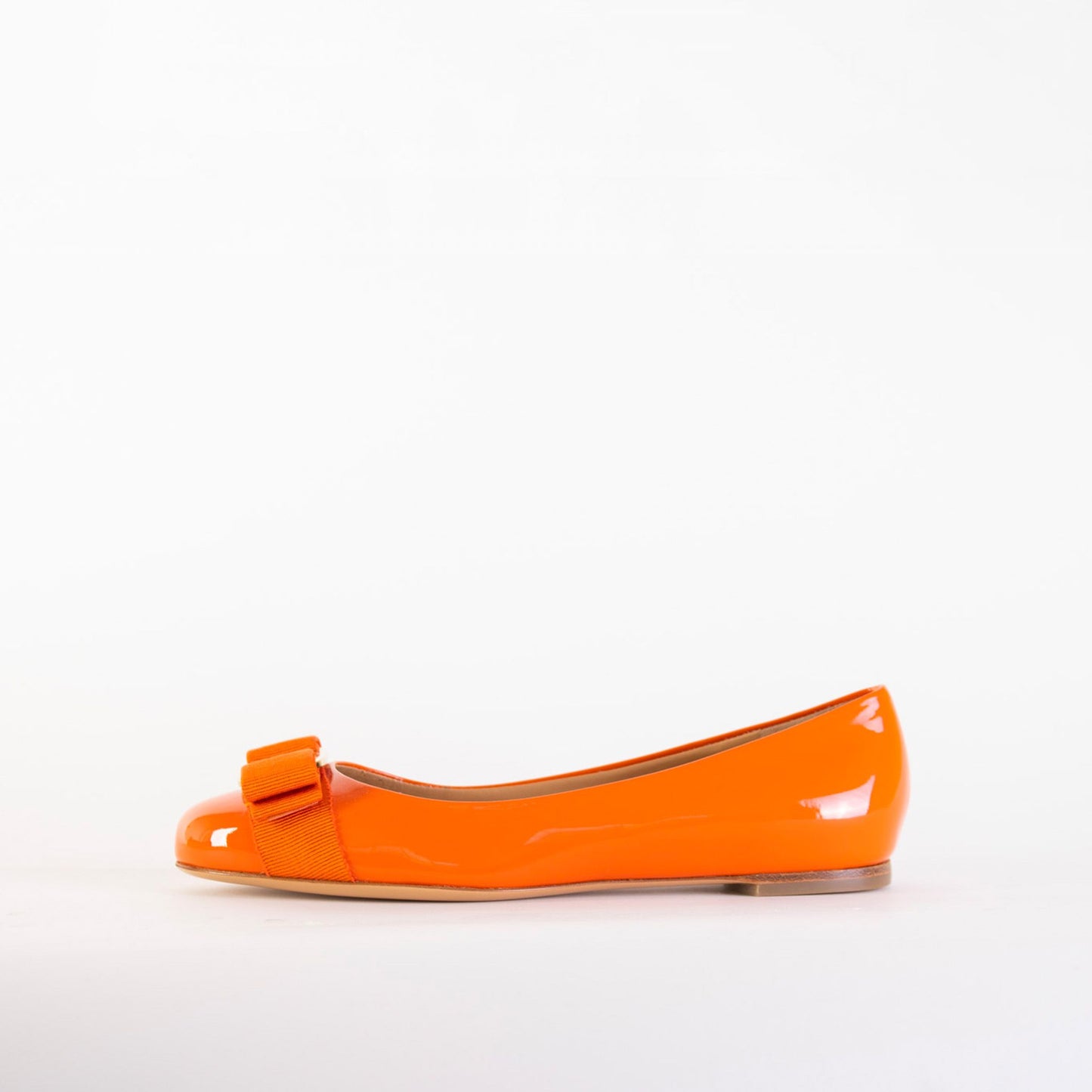 Elegant Orange Leather Ballerinas