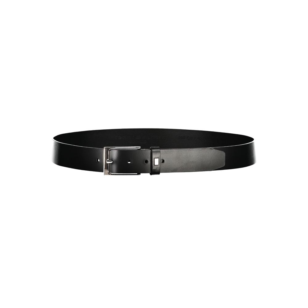 Sleek Black Leather Belt with Metal Buckle