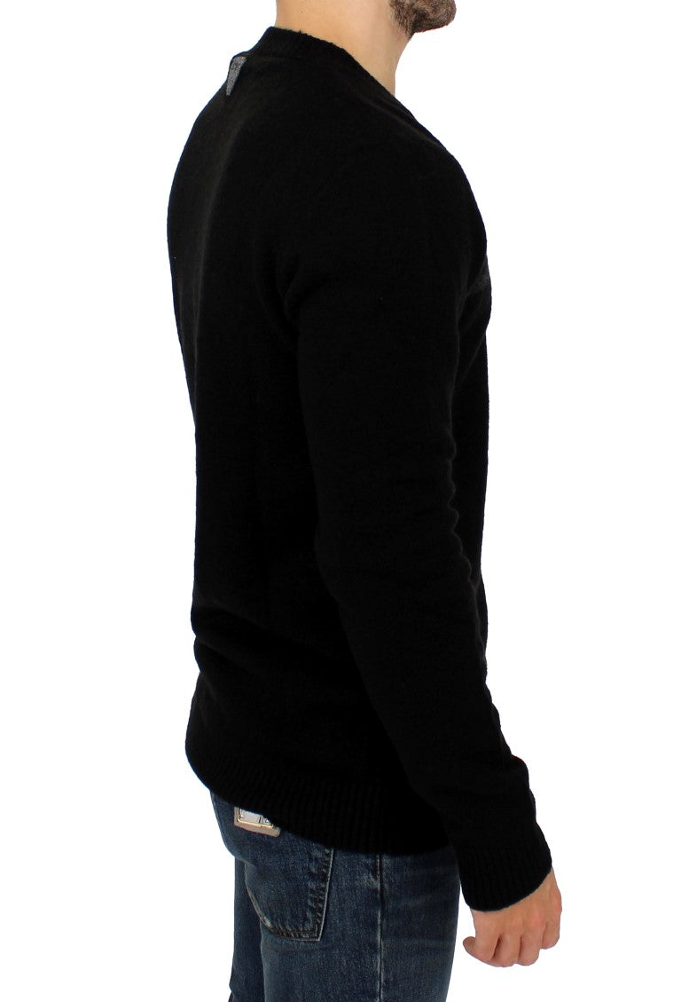 Elegant Black Striped Crewneck Sweater