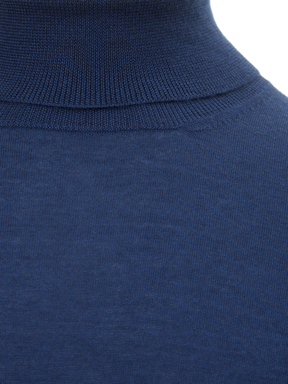 Elegant Cashmere & Silk Blue Turtleneck