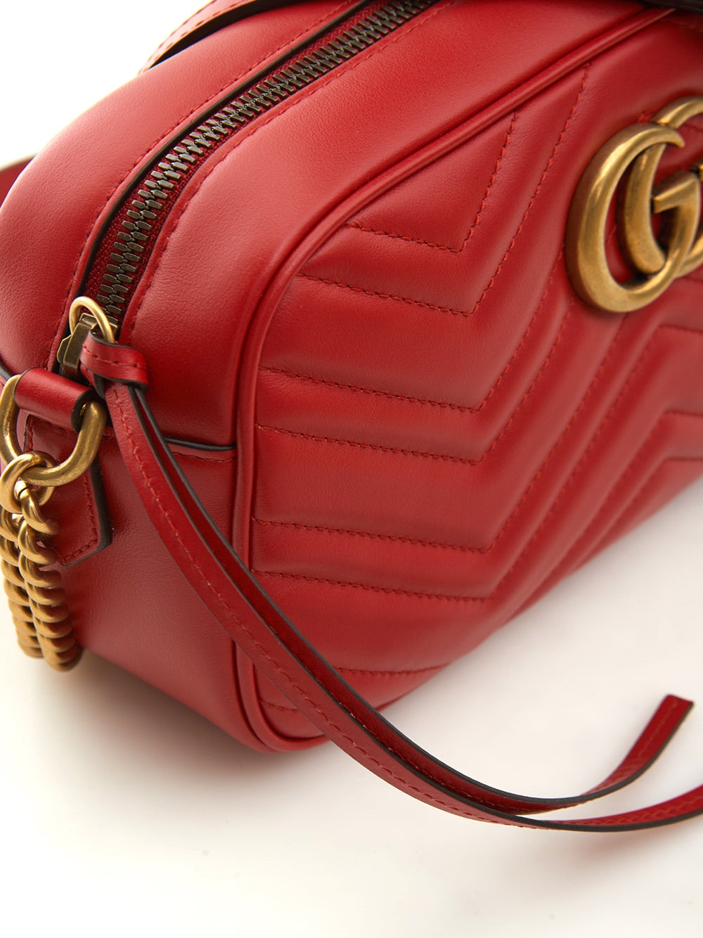 Elegant Red Leather Marmont Shoulder Bag