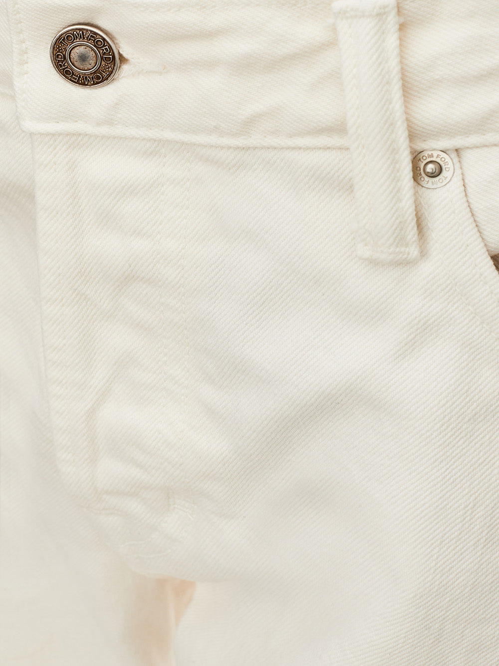 Elegant White Slim Fit Denim - Timeless Sophistication