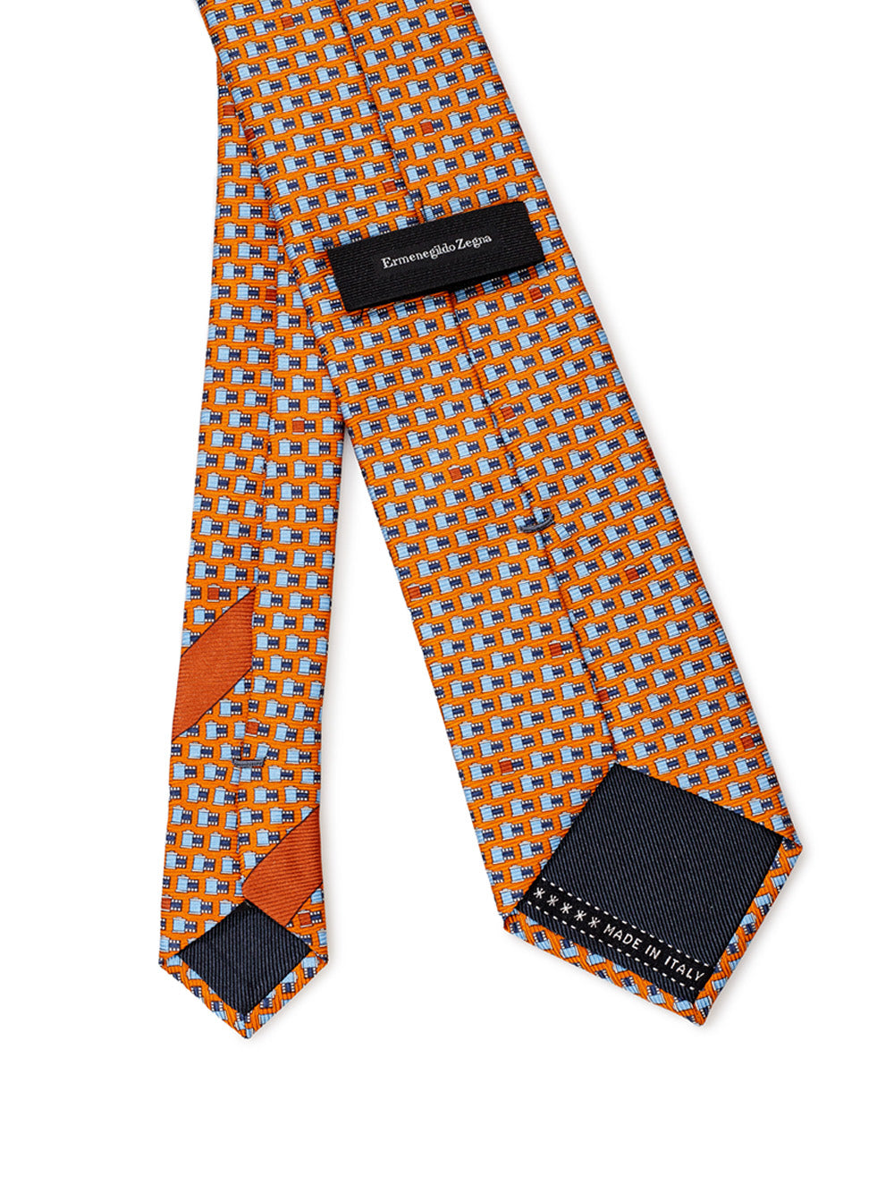 Elegant Silk Gentlemen's Tie in Vibrant Orange