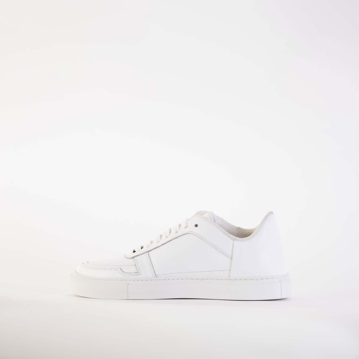 Exquisite White Suede Sneakers