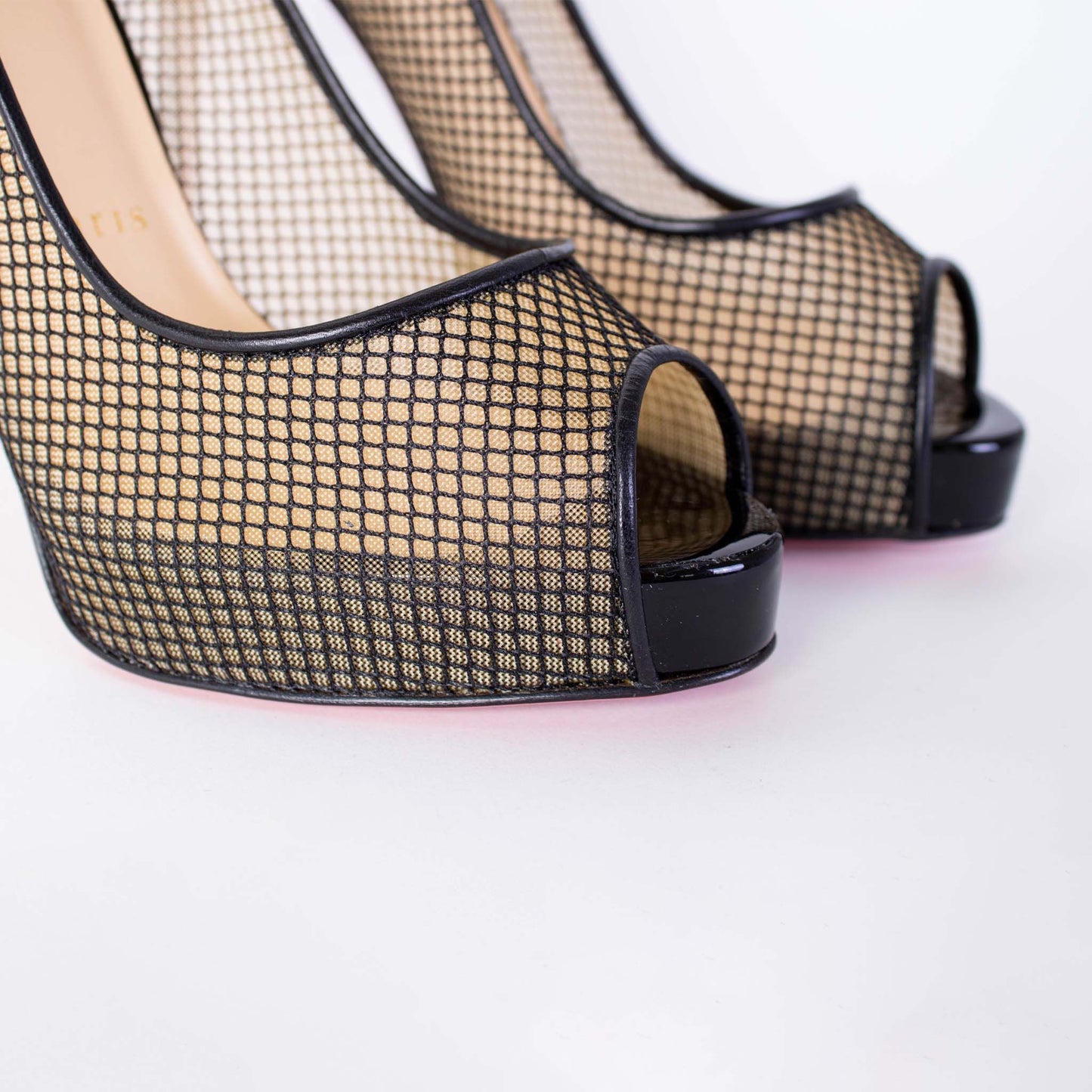 Elegant Black Mesh Leather Pumps