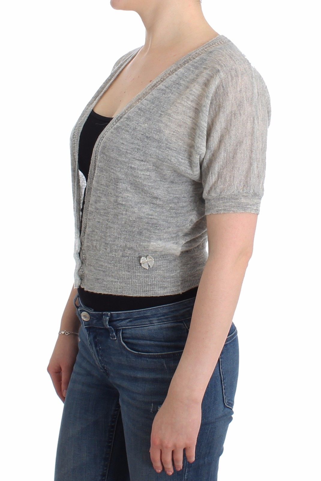 Chic Cropped Gray Alpaca-Wool Blend Sweater