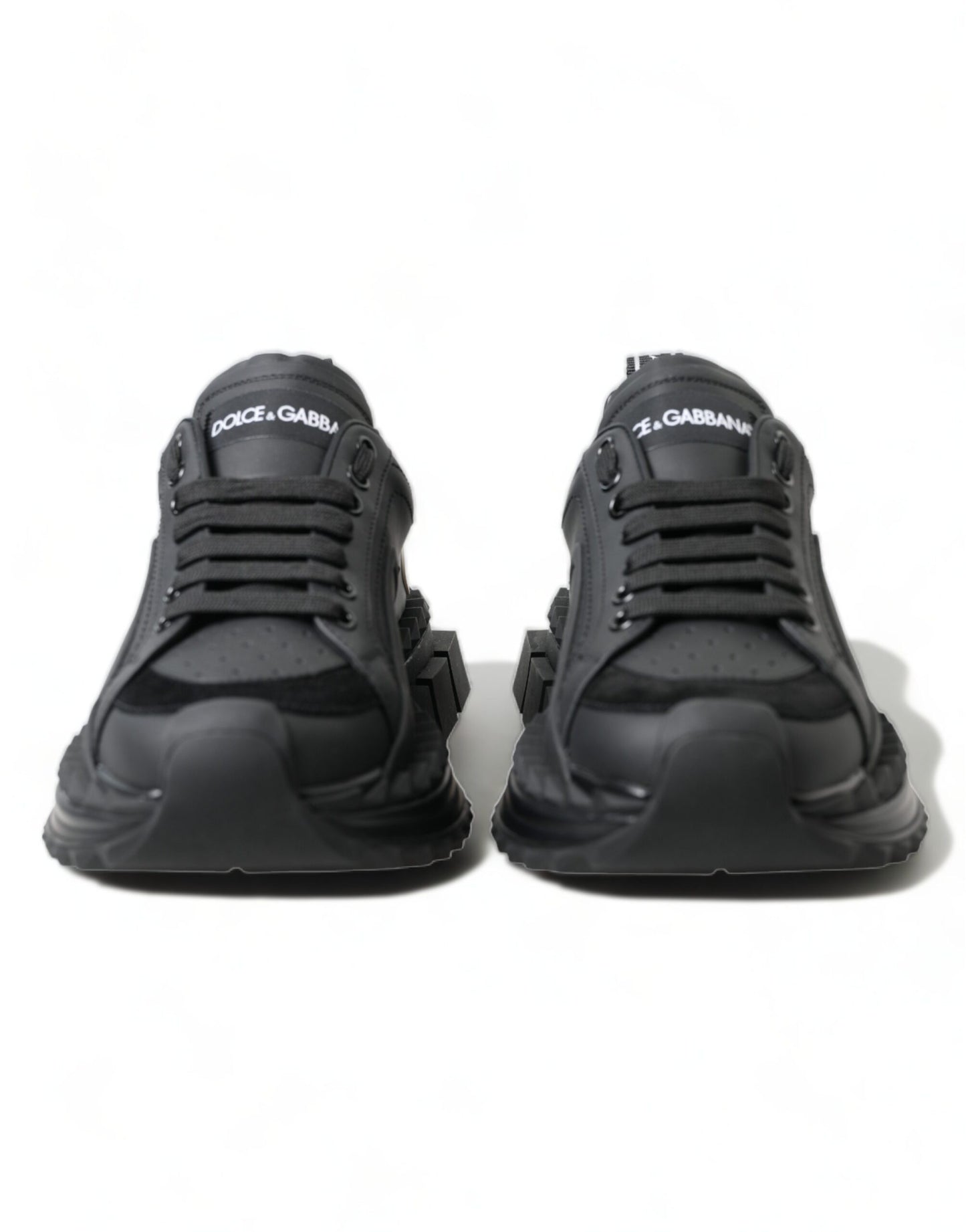 Elegant Black Super Queen Sneakers