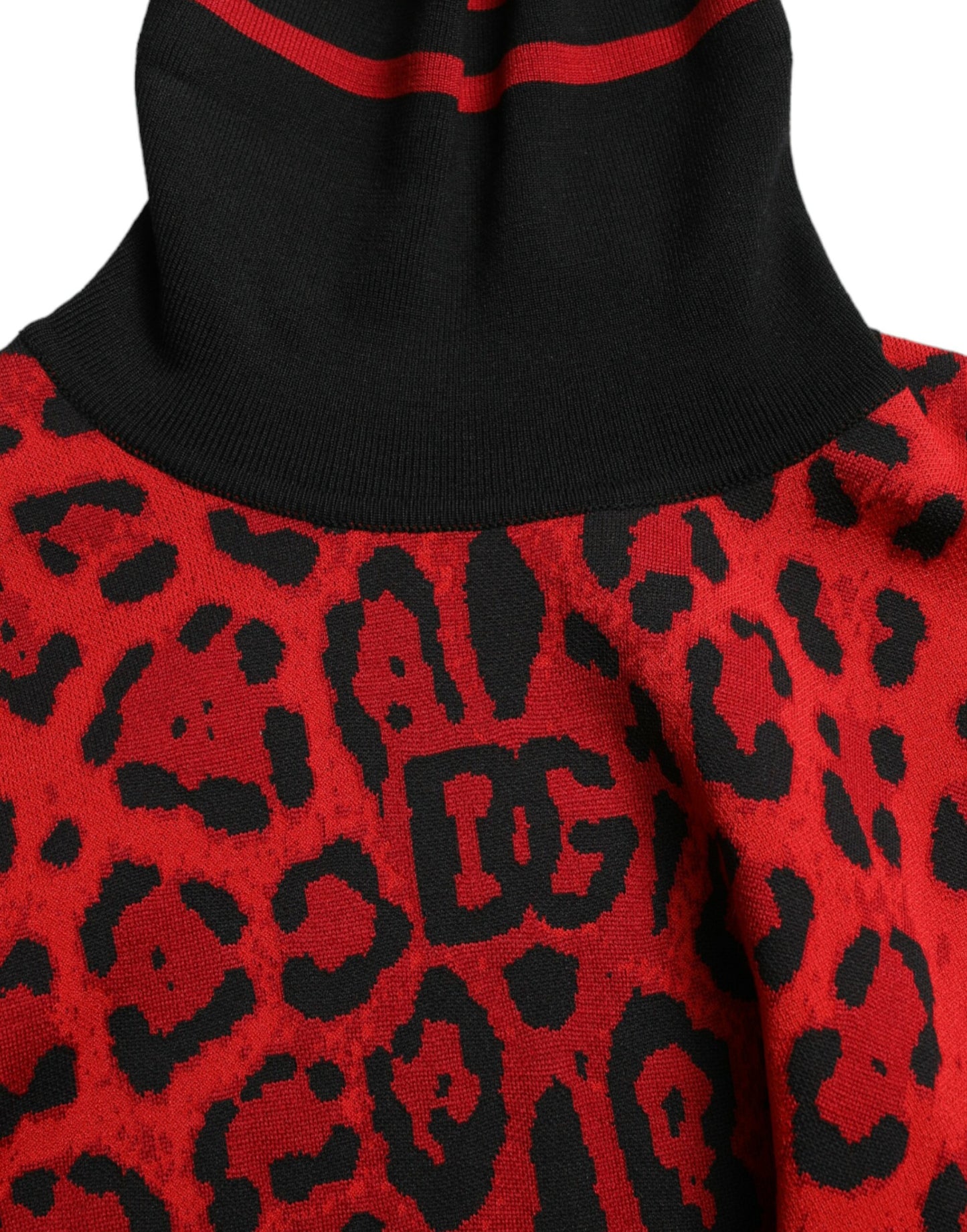 Red Leopard Print Turtleneck Pullover Sweater