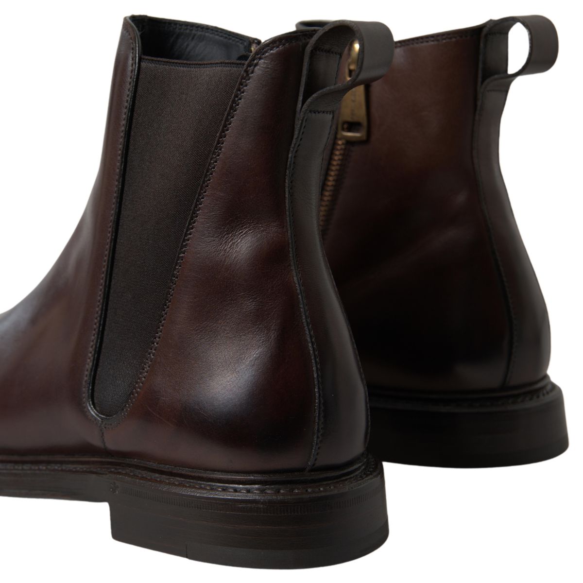 Elegant Leather Chelsea Boots