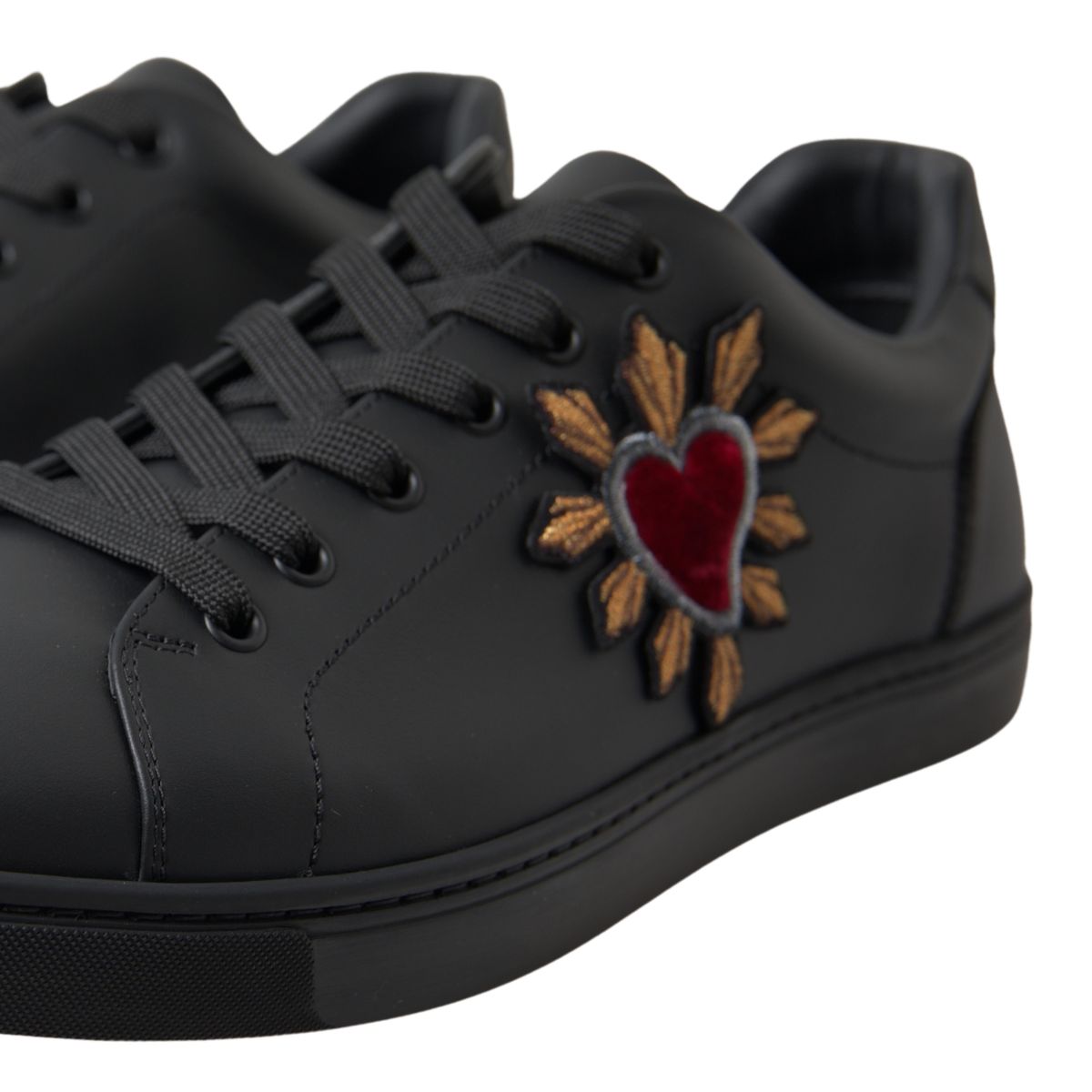 Elegant Heart Patch Leather Sneakers