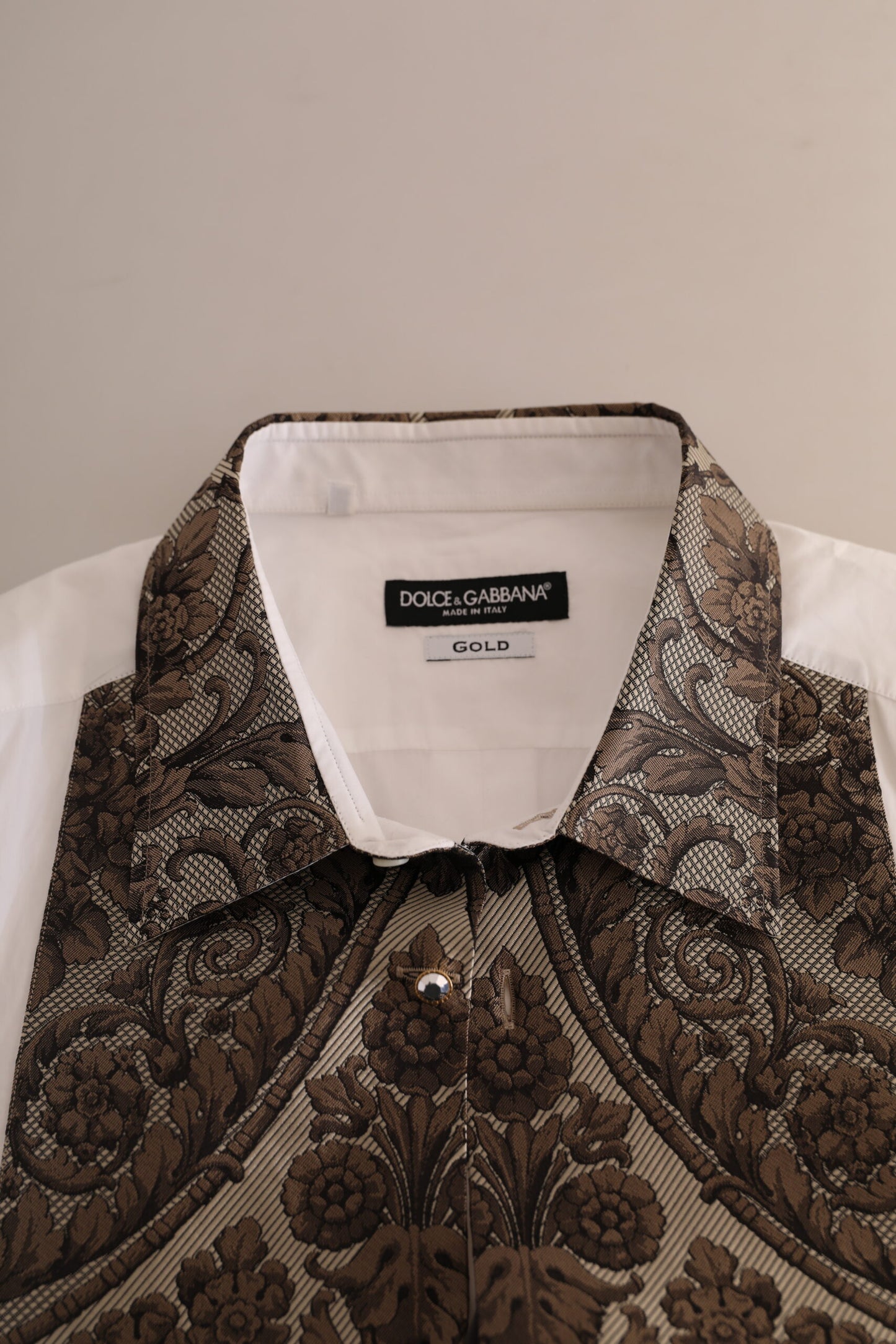 Elegant White Baroque Slim Fit Dress Shirt