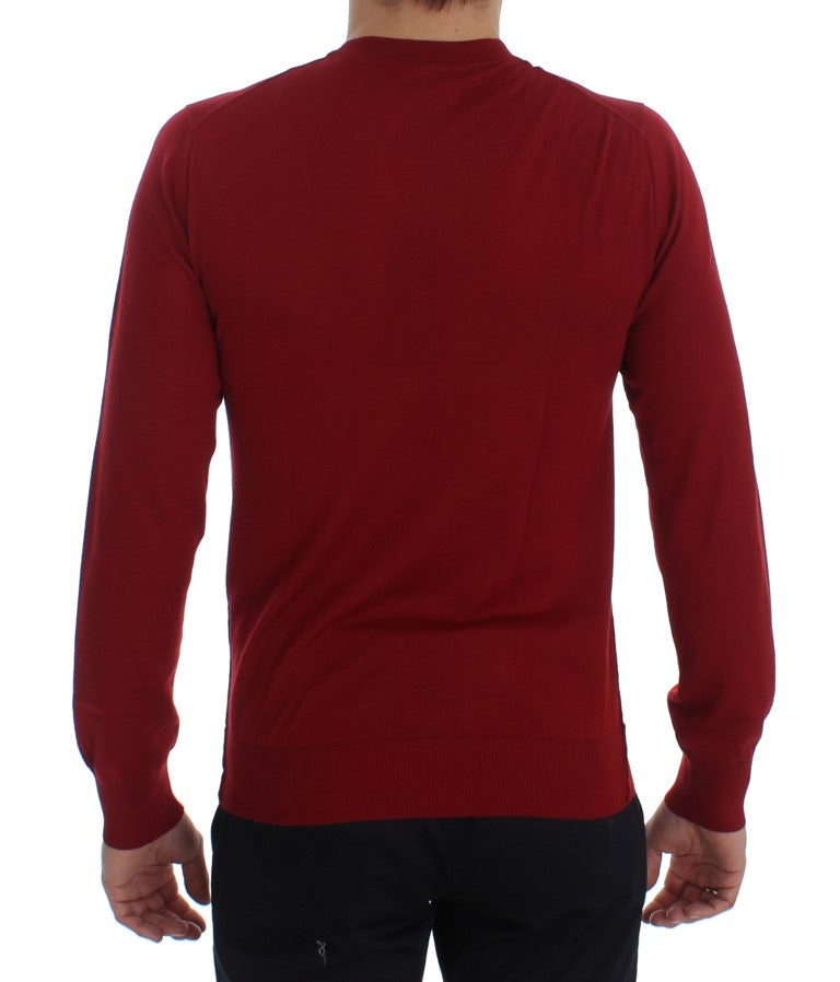 Elegant Scarlet Cashmere Crew-Neck Sweater