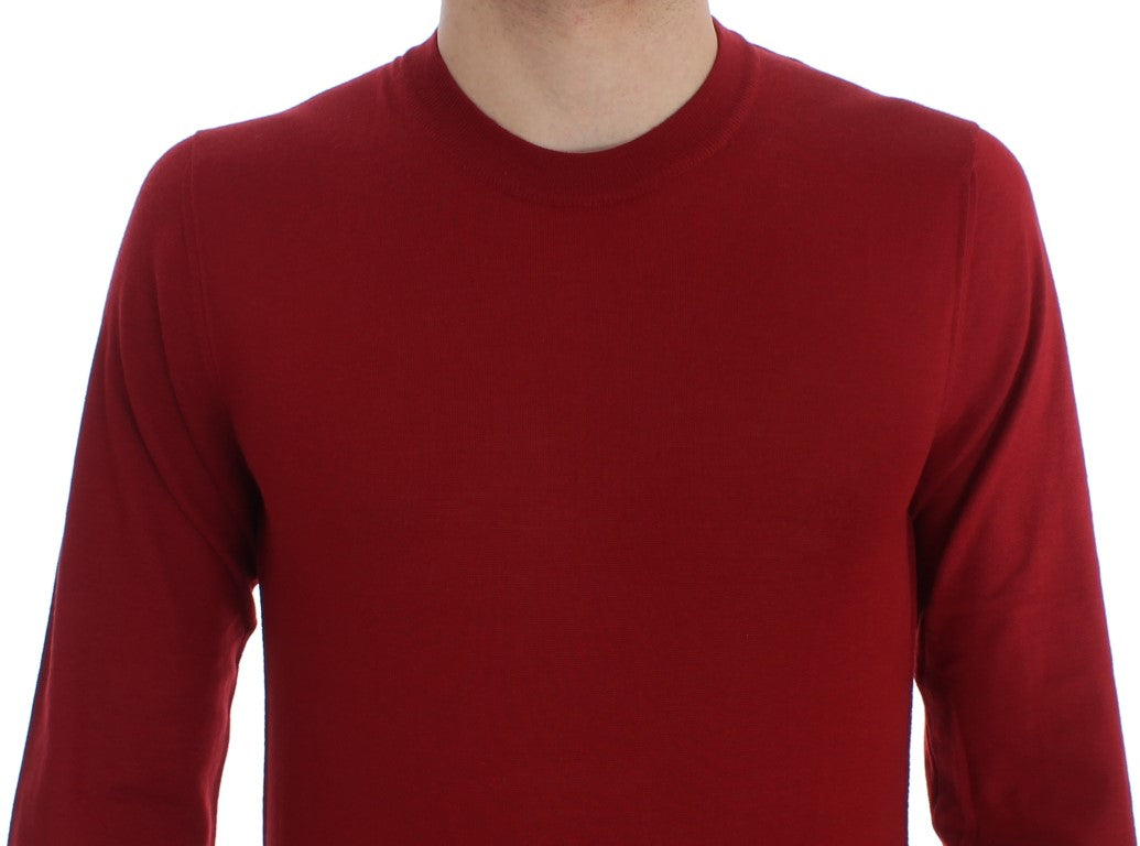 Elegant Scarlet Cashmere Crew-Neck Sweater