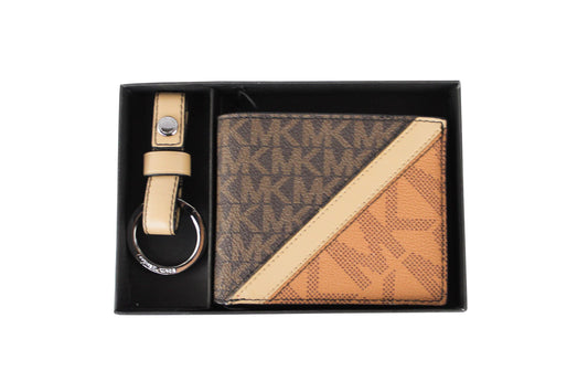 Gifting Slim Signature Bifold with Key Fob Box Set (Brown/Multi)