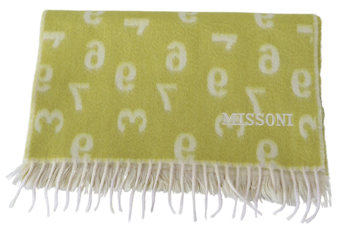 Chic Cashmere Scarf with Signature Pattern