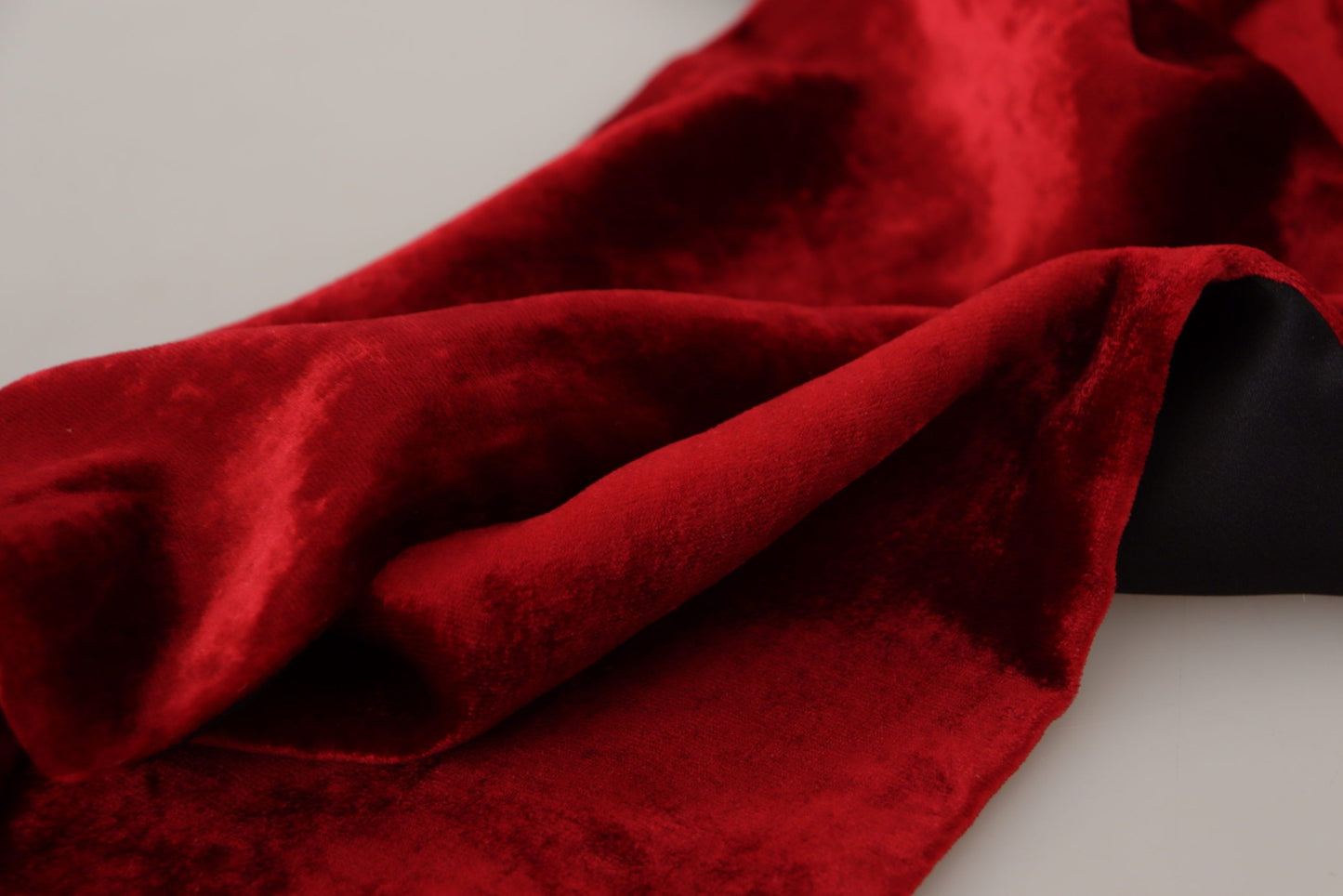 Elegant Red Silk Men's Scarf Wrap