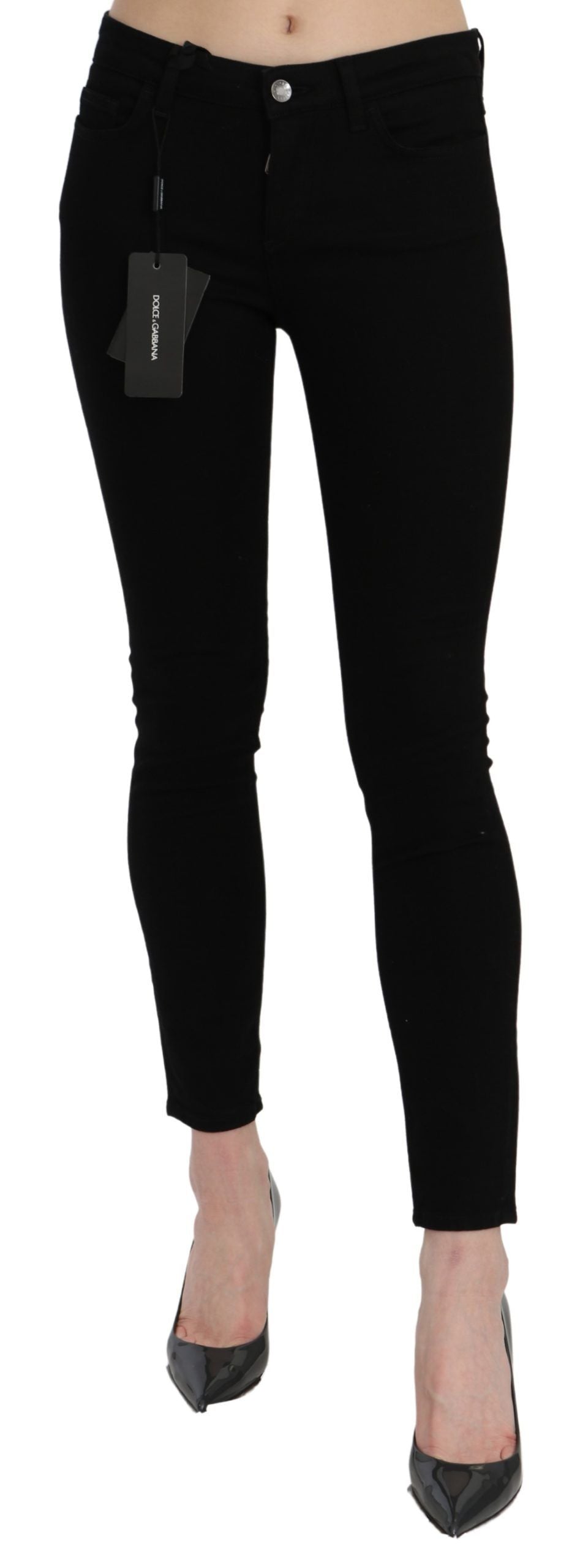 Chic Slim Fit Black Cropped Jeans