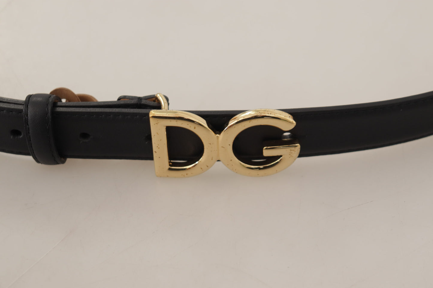 Elegant Black Leather Belt with Logo Buckle