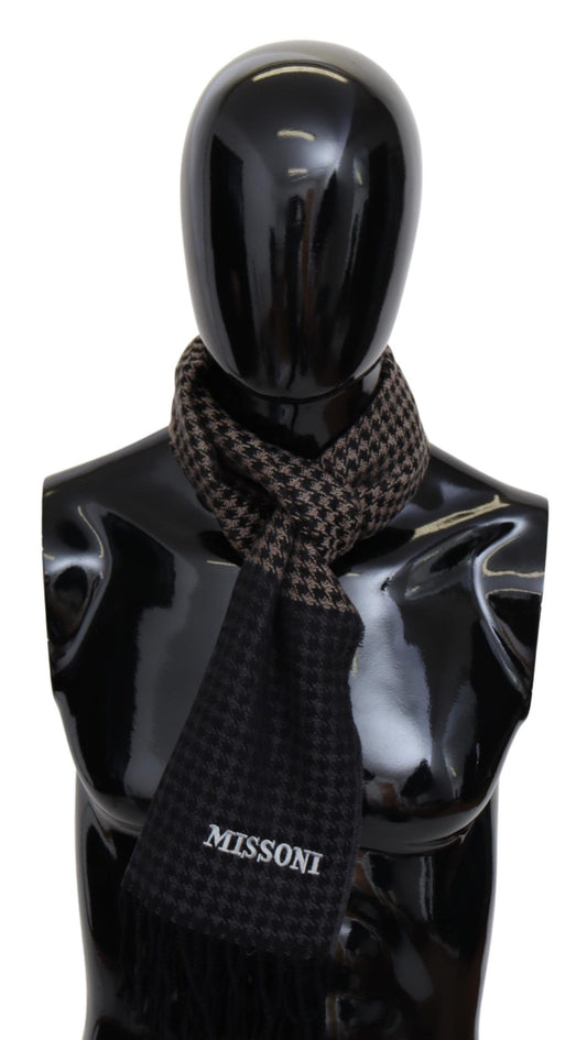 Elegant Houndstooth Wool Scarf