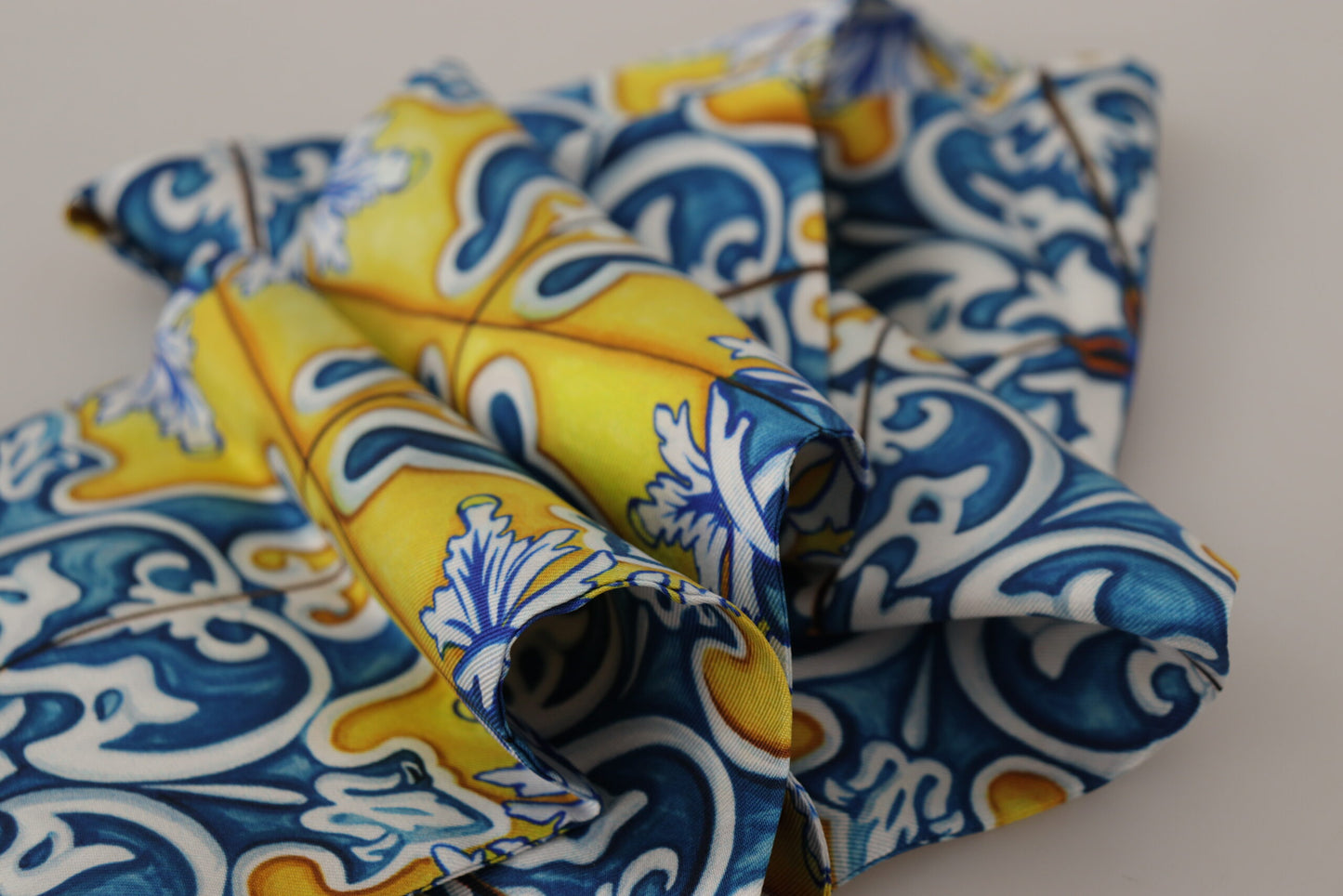 Elegant Majolica Print Silk Scarf