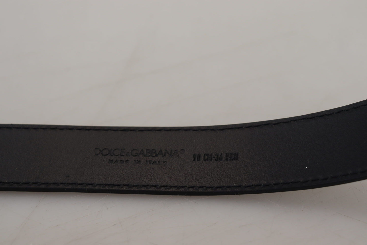 Elegant Dual-Tone Leather Belt