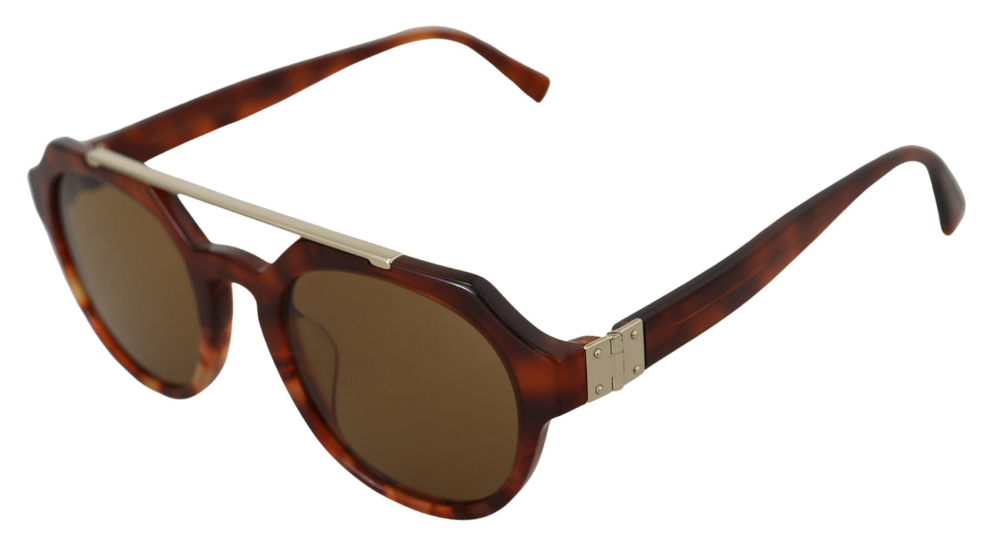 Chic Brown Wayfarer Sunglasses