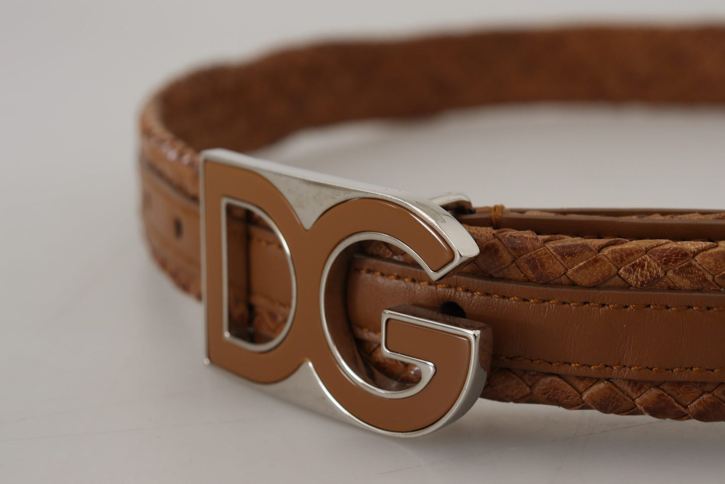 Elegant Leather Belt with Signature Buckle