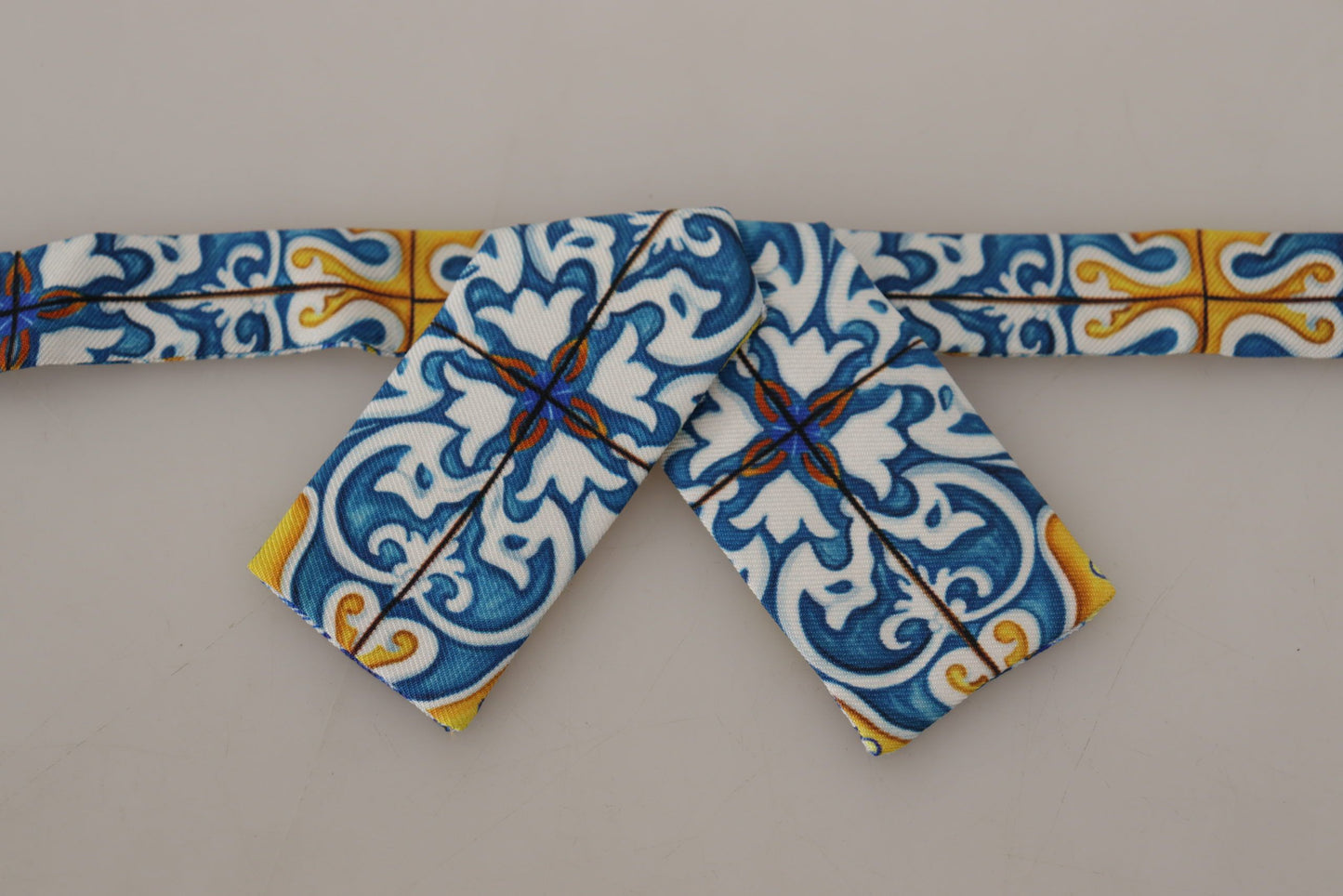 Majolica Print Silk Bow Tie Luxury Neckwear