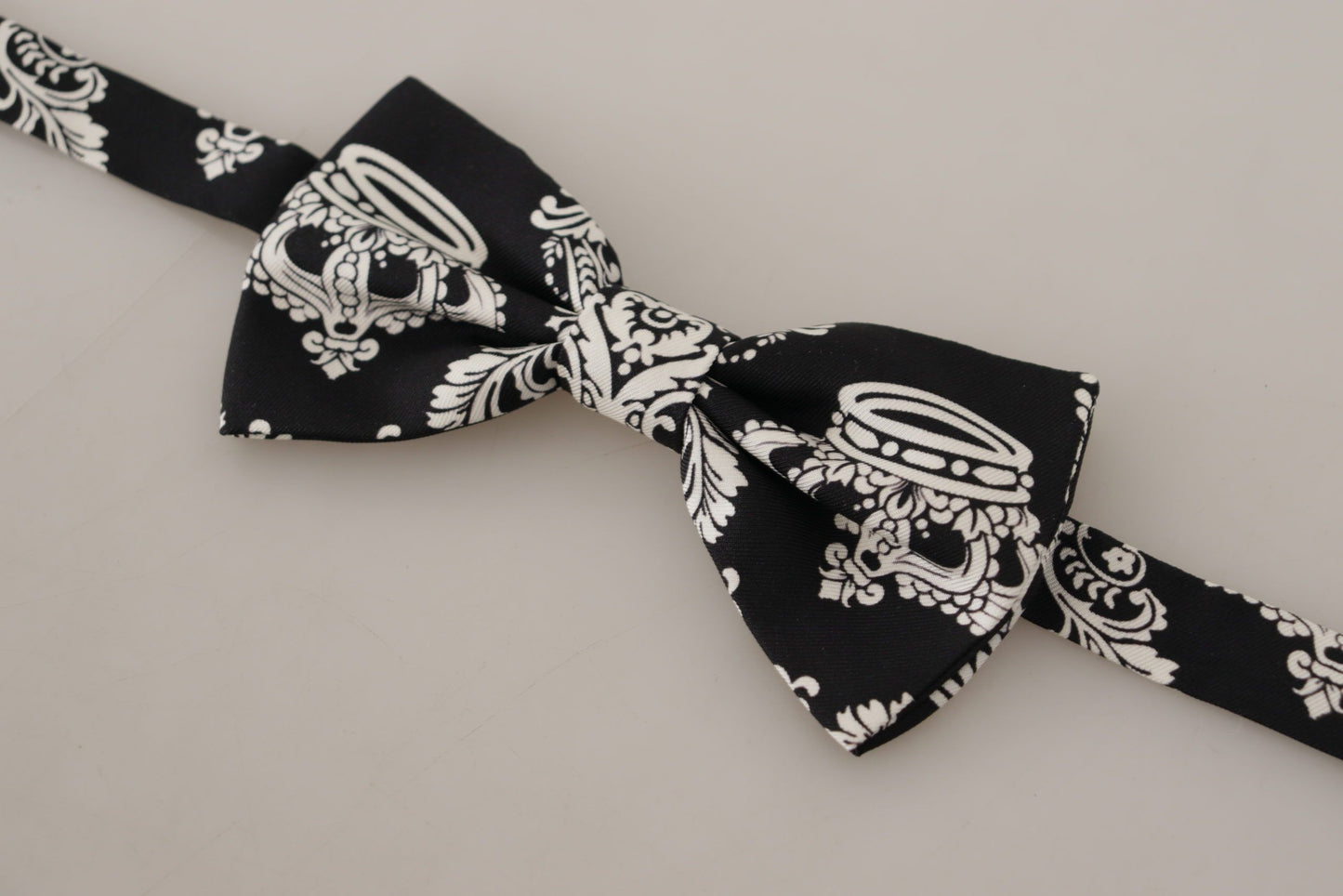 Elegant Black Silk Bow Tie