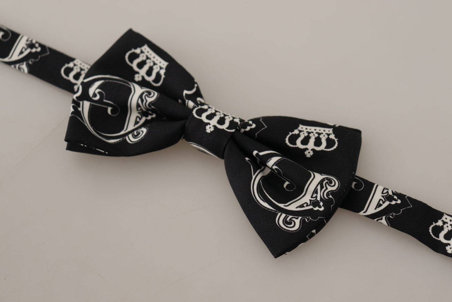 Elegant Silk Black Crown Bow Tie