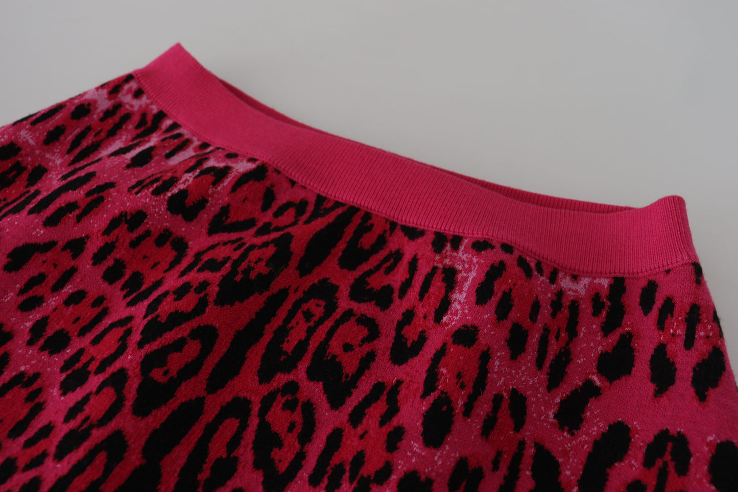 Chic High Waist Pink Leopard Mini Skirt