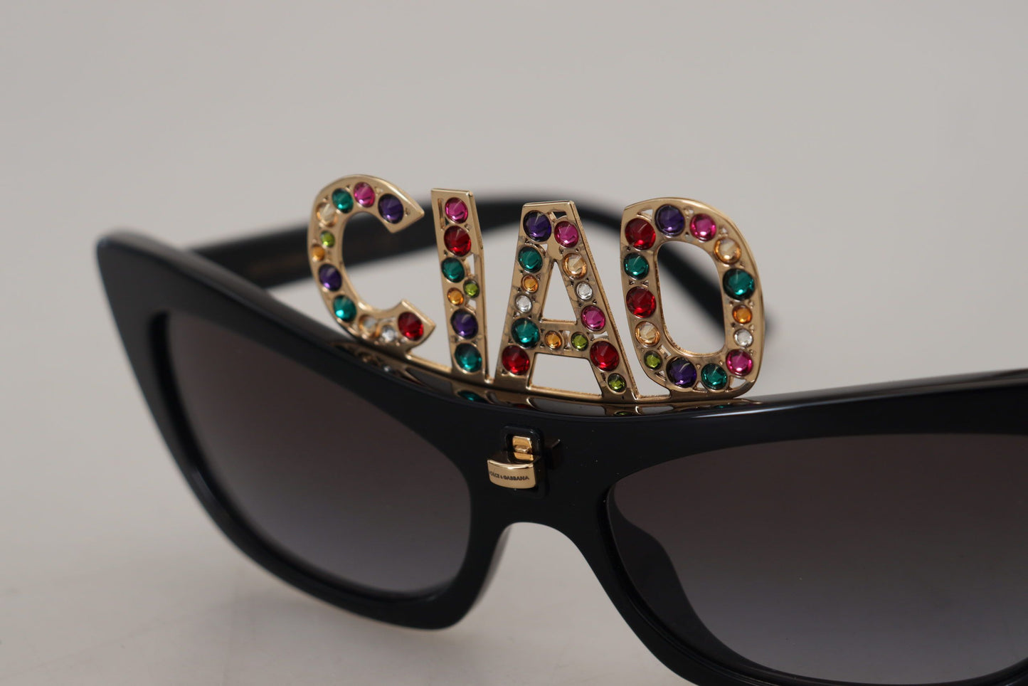 Chic Crystal-Embellished Cat Eye Sunglasses