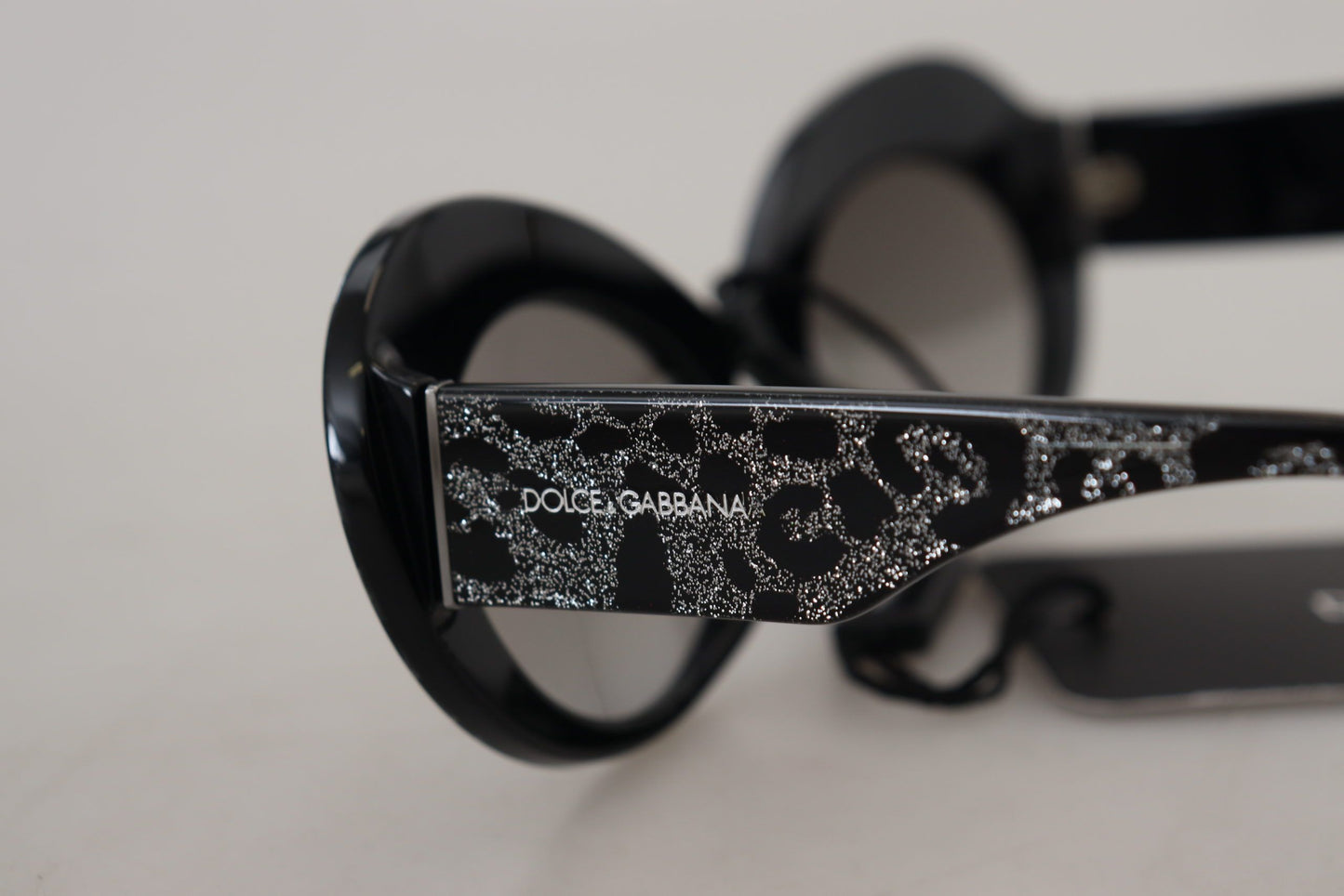 Chic Leopard Acetate Sunglasses