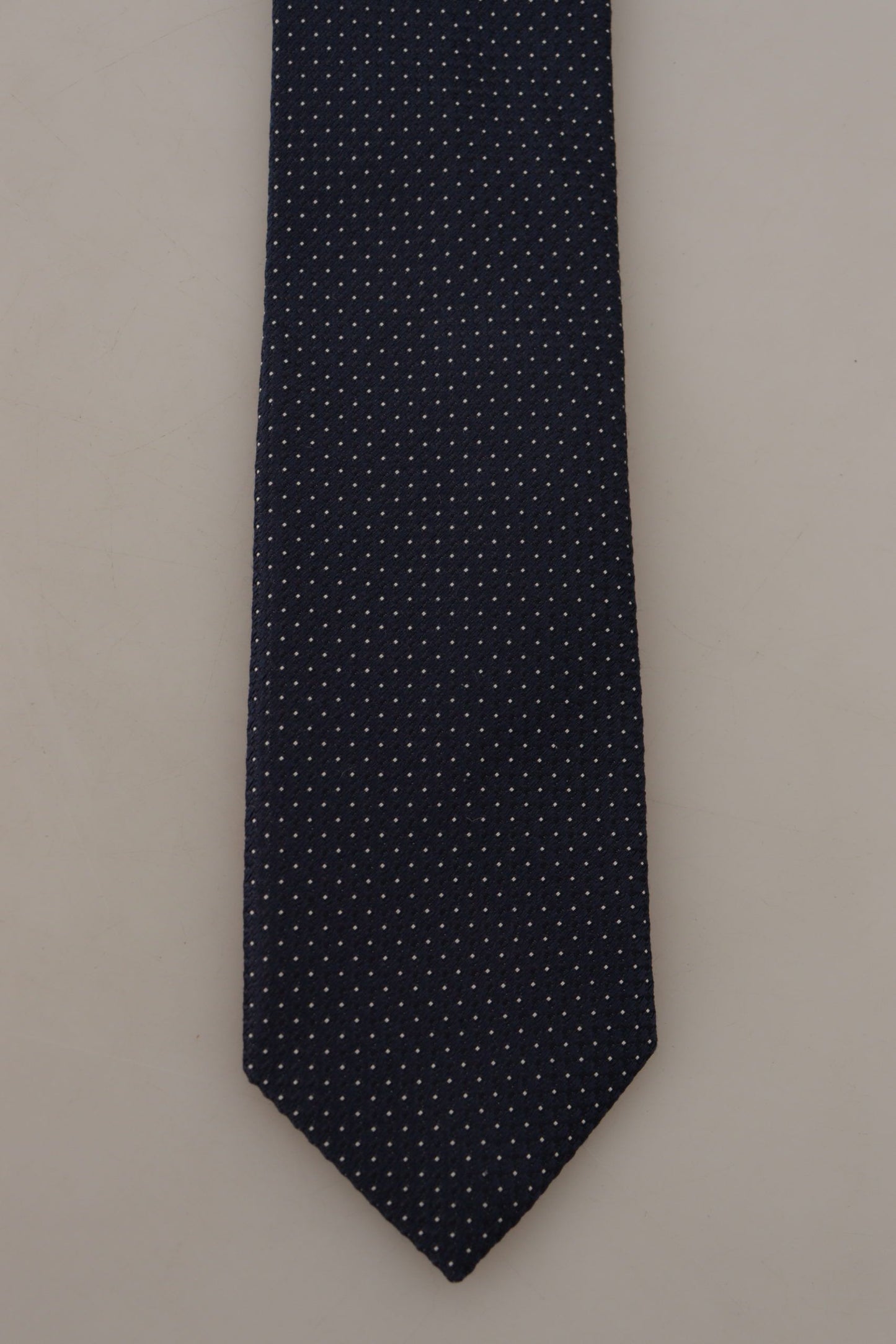 Elegant Blue Silk Men's Tie